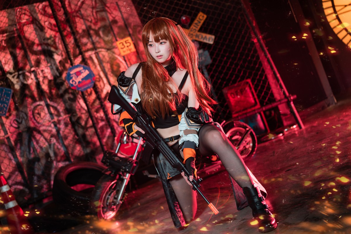 xgyw.top_韩国妹子Bambi-Girls Frontline主题户外脱外衣露三点式内衣秀完美身材诱惑写真91P