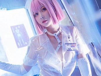 动漫博主izumi泉桃子透明护士主题脱透明胶衣露白色带子骚扰服撩人骚扰写真29P
