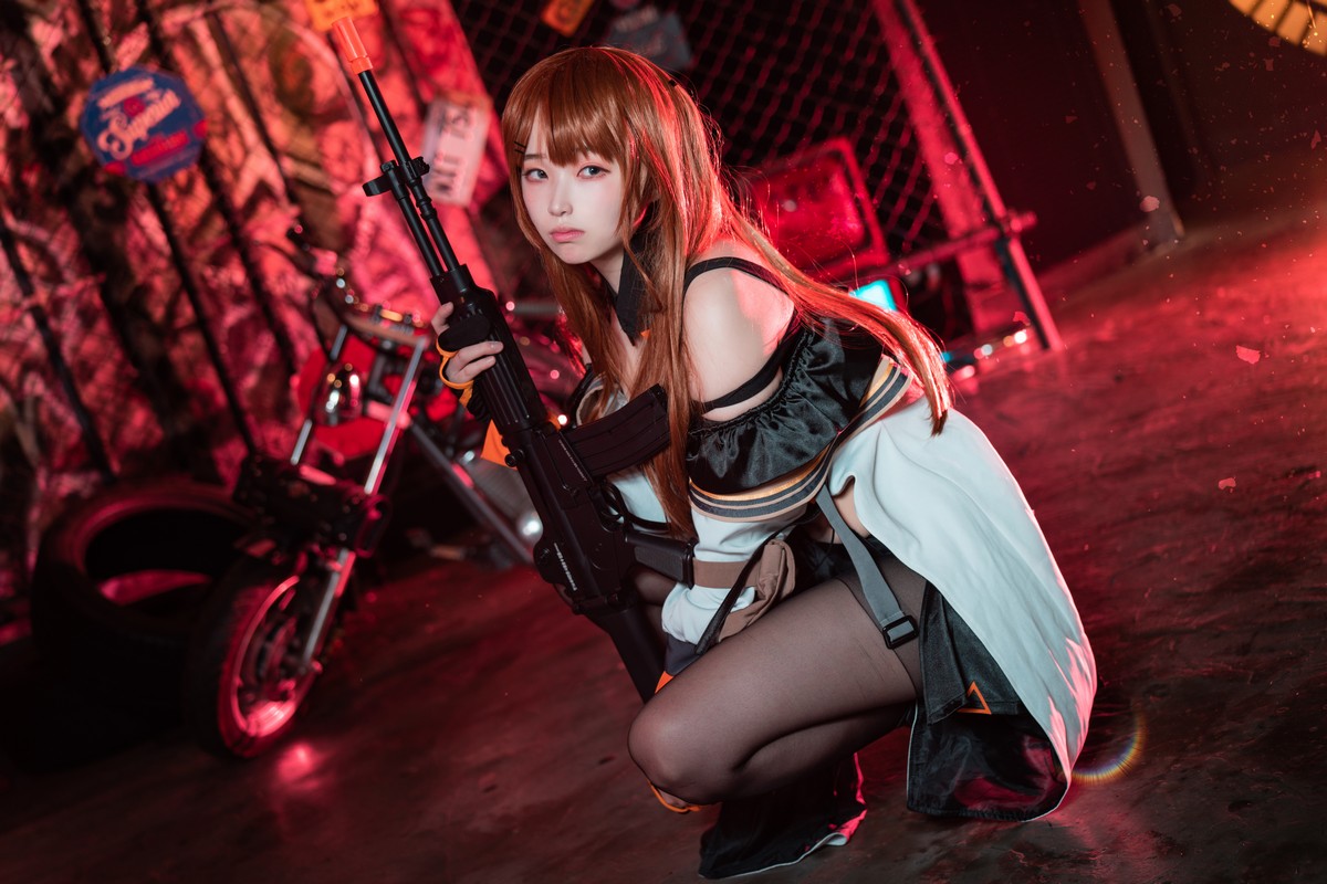 xgyw.top_韩国妹子Bambi-Girls Frontline主题户外脱外衣露三点式内衣秀完美身材诱惑写真91P