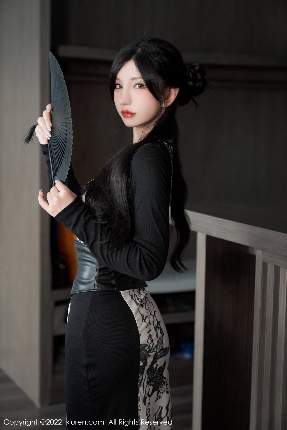 xgyw.top_XiuRen第5623期_女神周于希Sally性感拼色连衣裙配超薄开档肉丝绝美诱惑写真94P