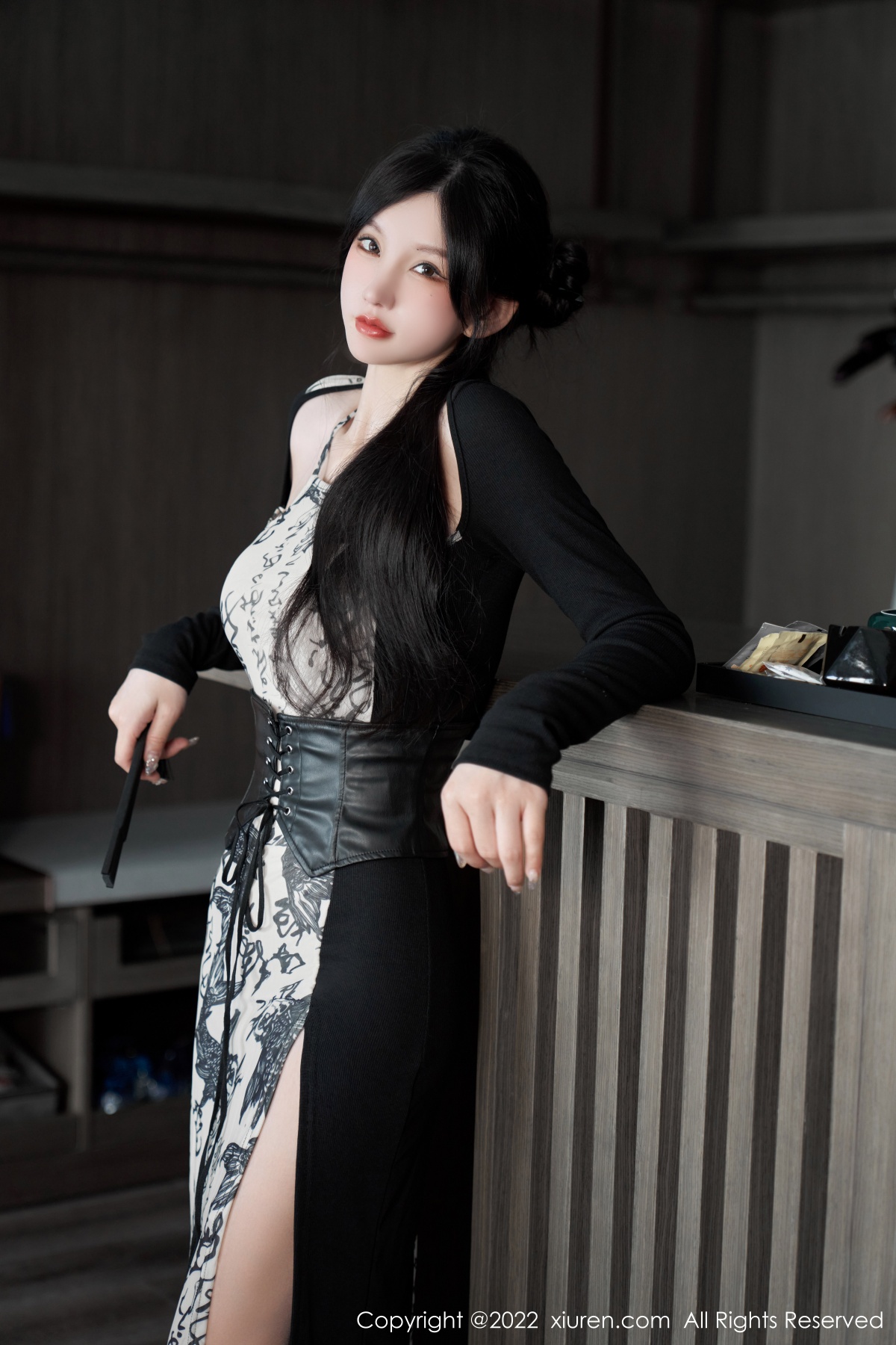 xgyw.top_XiuRen第5623期_女神周于希Sally性感拼色连衣裙配超薄开档肉丝绝美诱惑写真94P