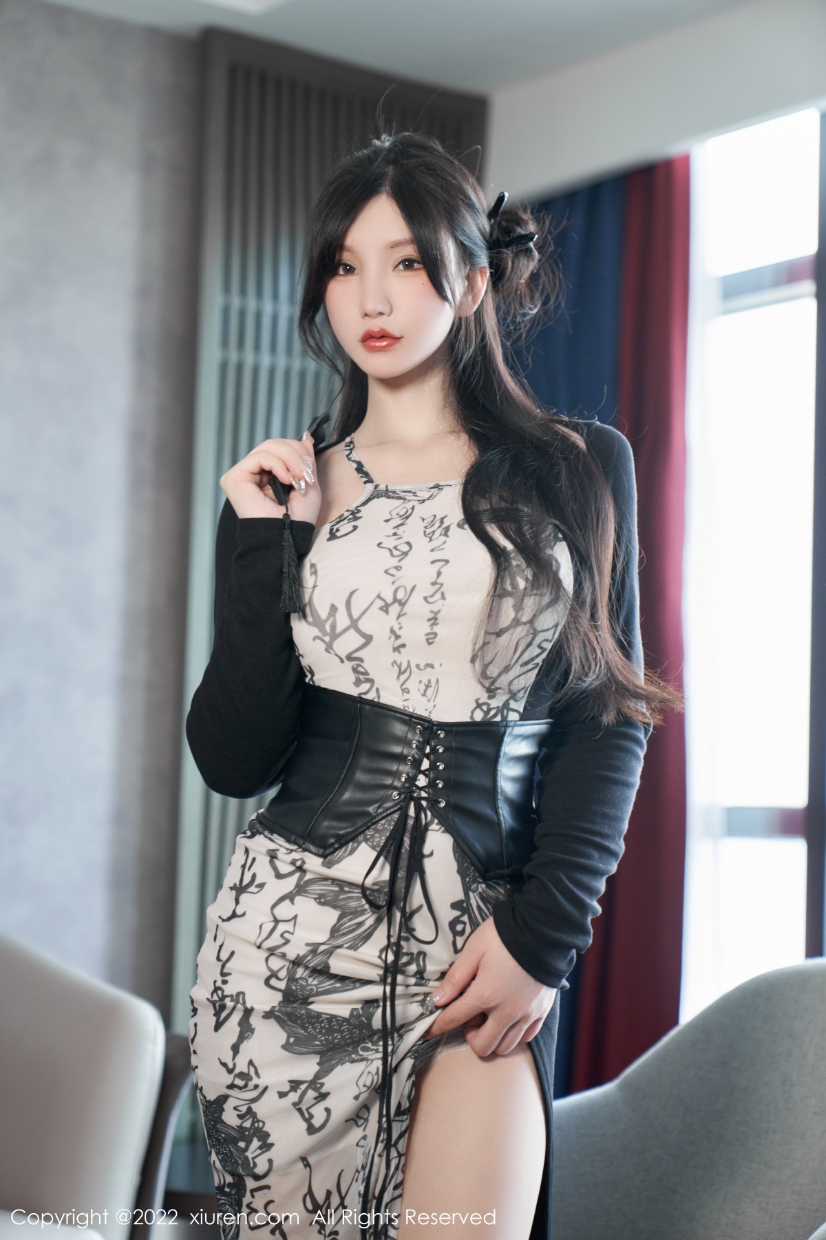 xgyw.top_XiuRen第5623期_女神周于希Sally性感拼色连衣裙配超薄开档肉丝绝美诱惑写真94P
