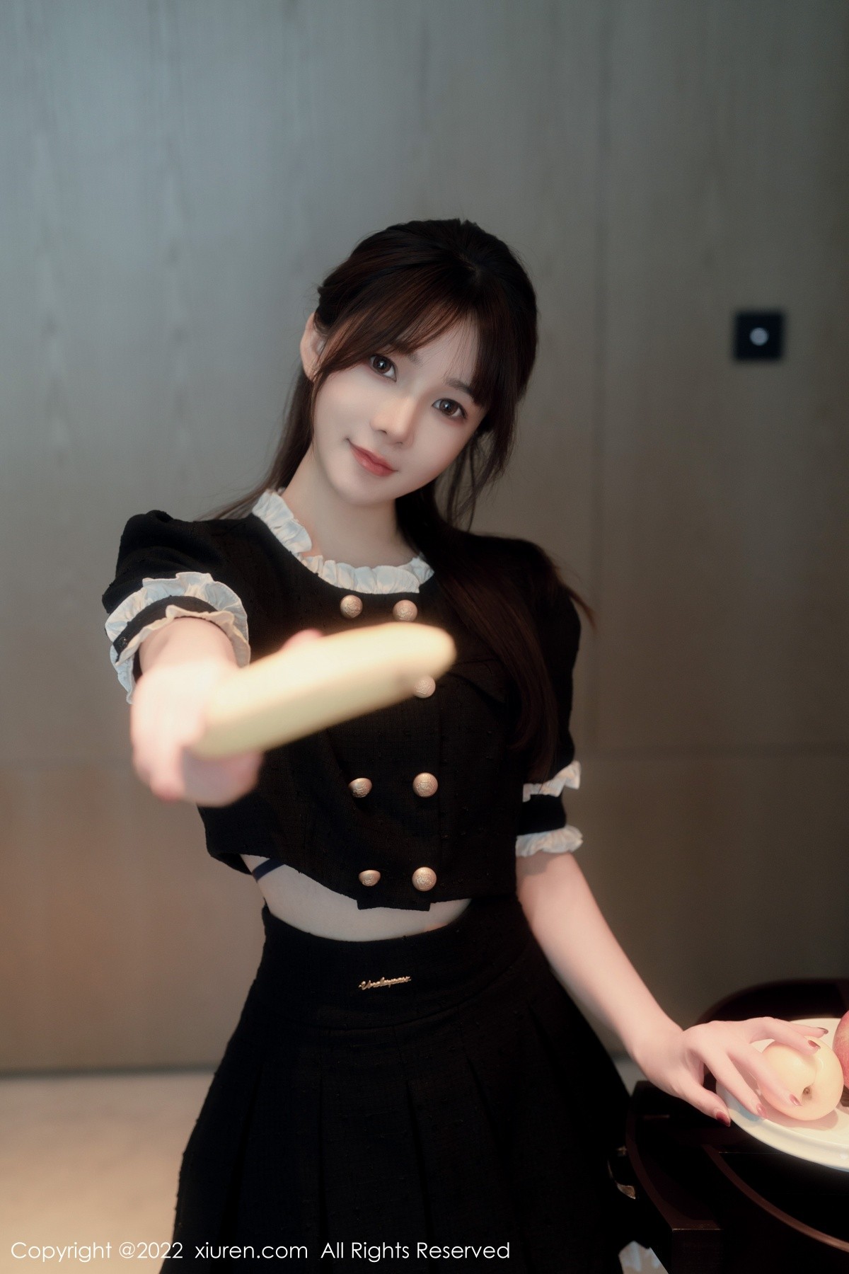 xgyw.top_XiuRen第5626期_模特婠婠么脱黑色短款连衣裙露性感黑色内衣秀曼妙身材诱惑写真64P