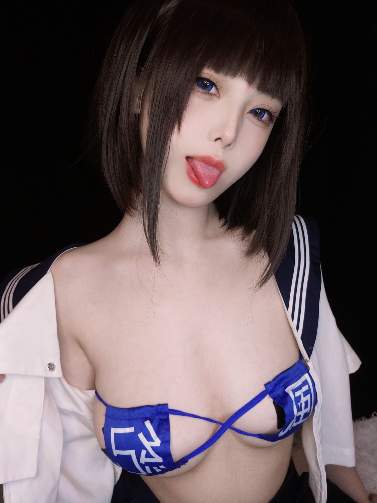 xgyw.top_萌系小姐姐蜜汁猫裘坏学妹自拍主题私房半脱露性感内衣配破烂黑丝诱惑写真38P