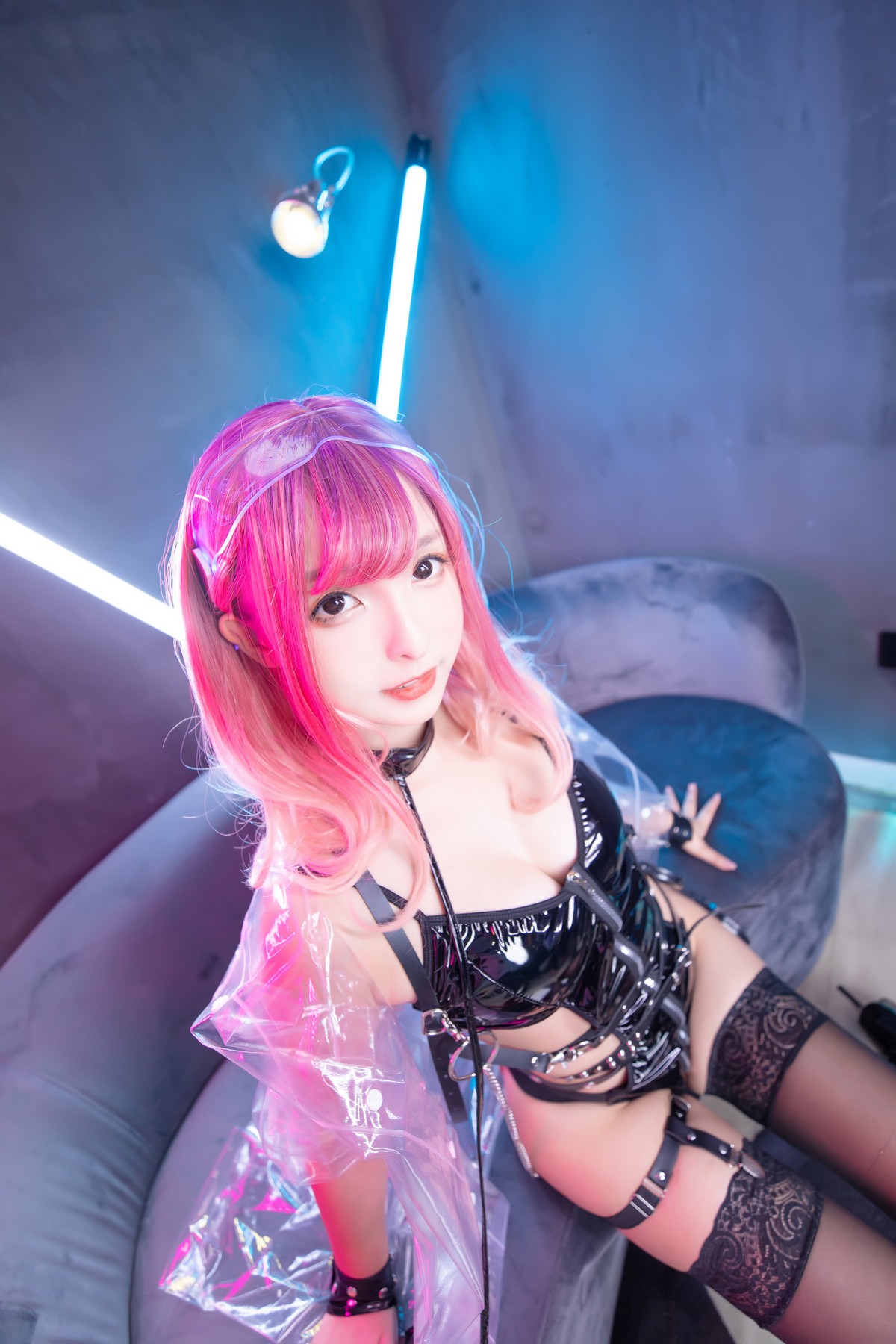 xgyw.top_萝莉美女神楽板真冬Girlspunk2020主题性感黑色皮质服饰配蕾丝袜迷人诱惑写真150P