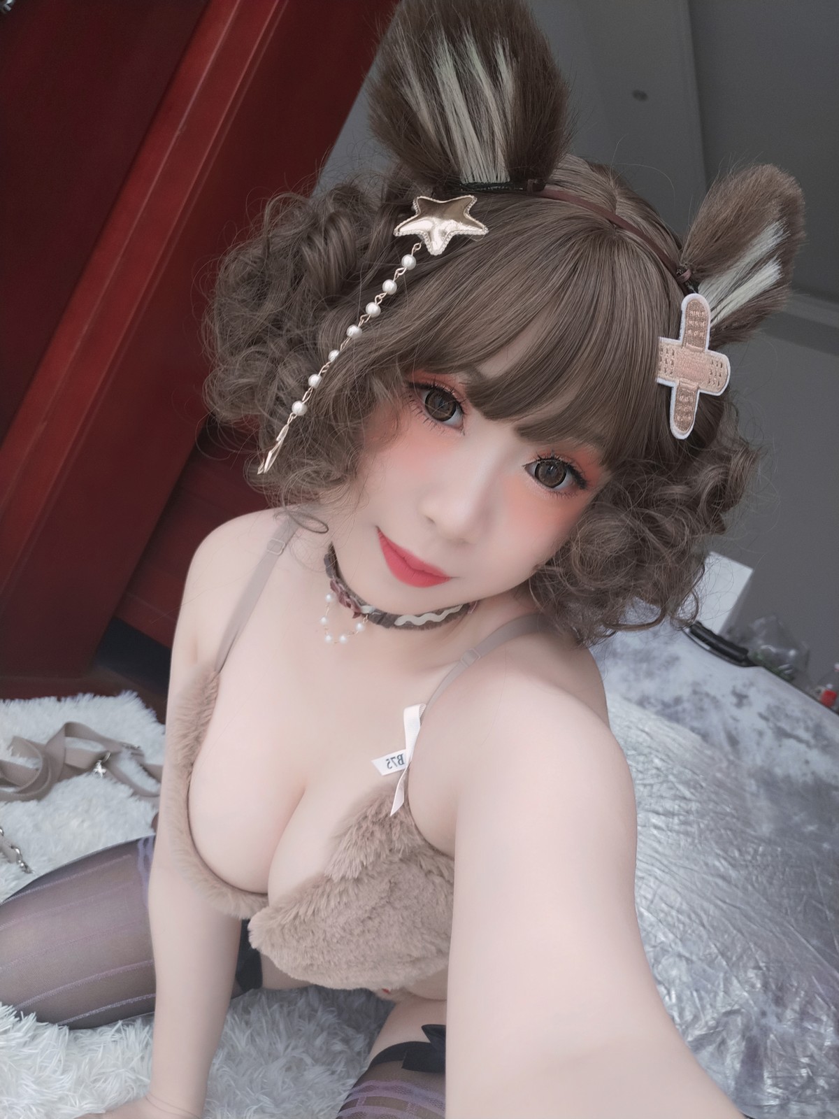 xgyw.top_网络美女胡桃猫Kurumineko熊熊主题私房半脱露傲人豪乳遮点惹火诱惑写真221P