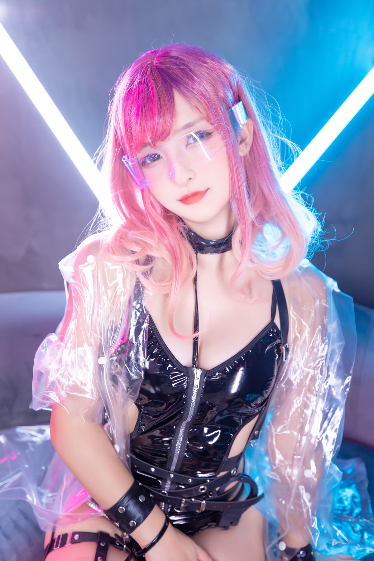 xgyw.top_萝莉美女神楽板真冬Girlspunk2020主题性感黑色皮质服饰配蕾丝袜迷人诱惑写真150P