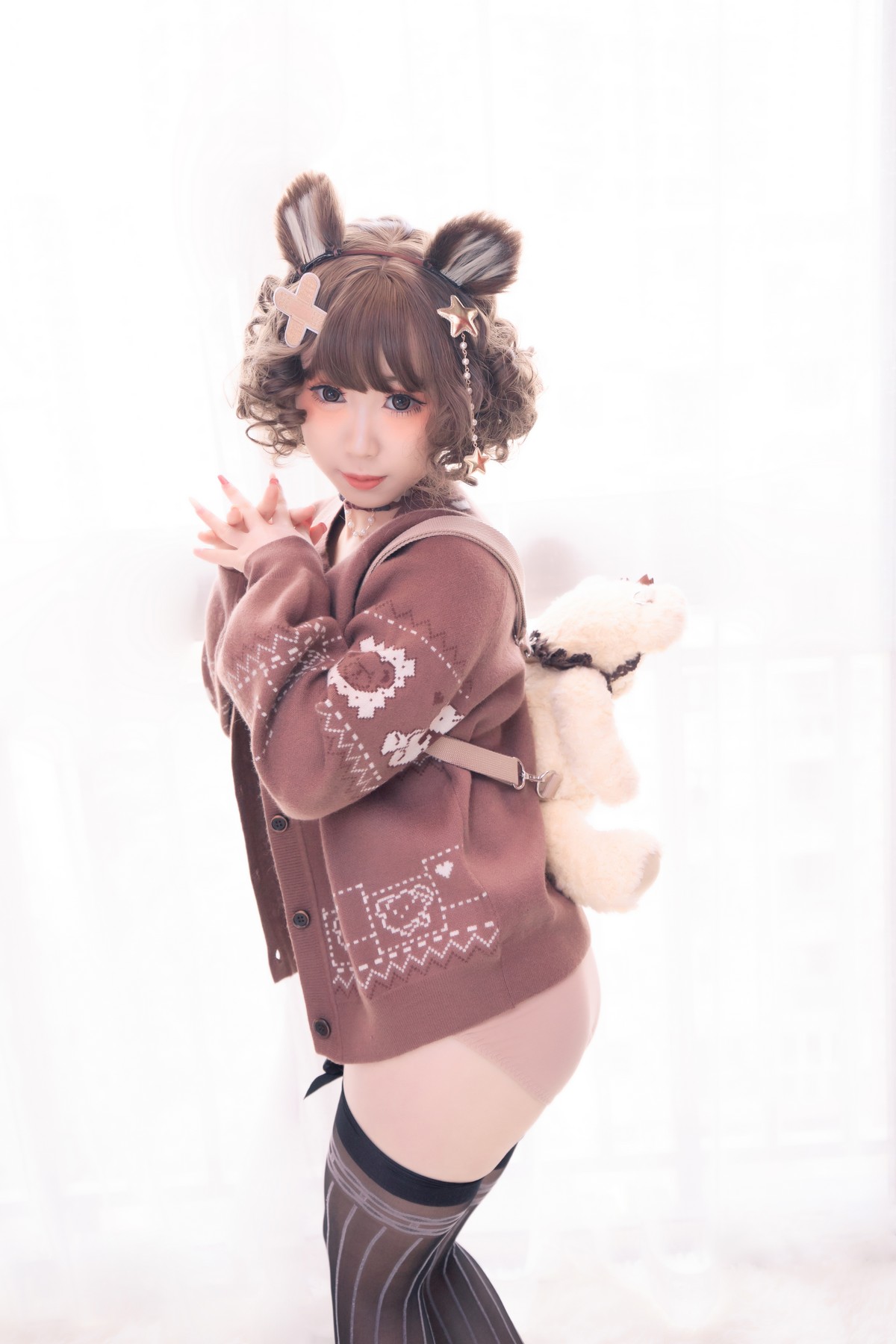 xgyw.top_网络美女胡桃猫Kurumineko熊熊主题私房半脱露傲人豪乳遮点惹火诱惑写真221P