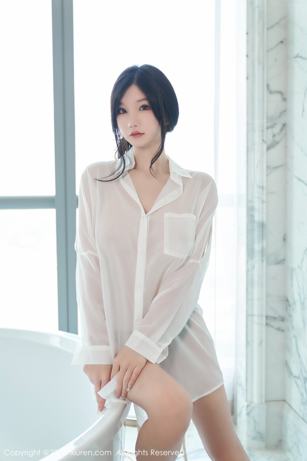xgyw.top_XiuRen第5638期_女神周于希Sally心愿旅拍浴缸场景性感白色轻透衣湿身诱惑写真84P