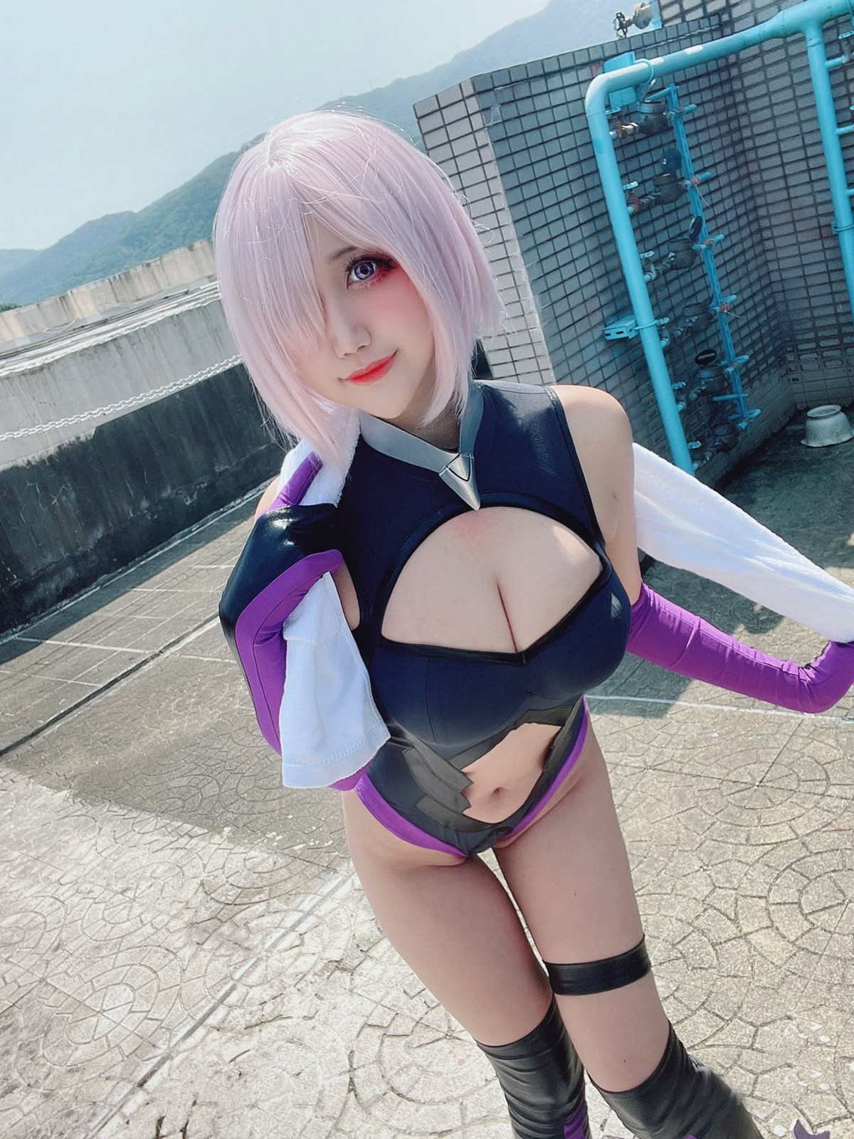 xgyw.top_网络美女七七小姐_Miss Seven马修主题私房性感服饰系列秀完美身材诱惑写真40P