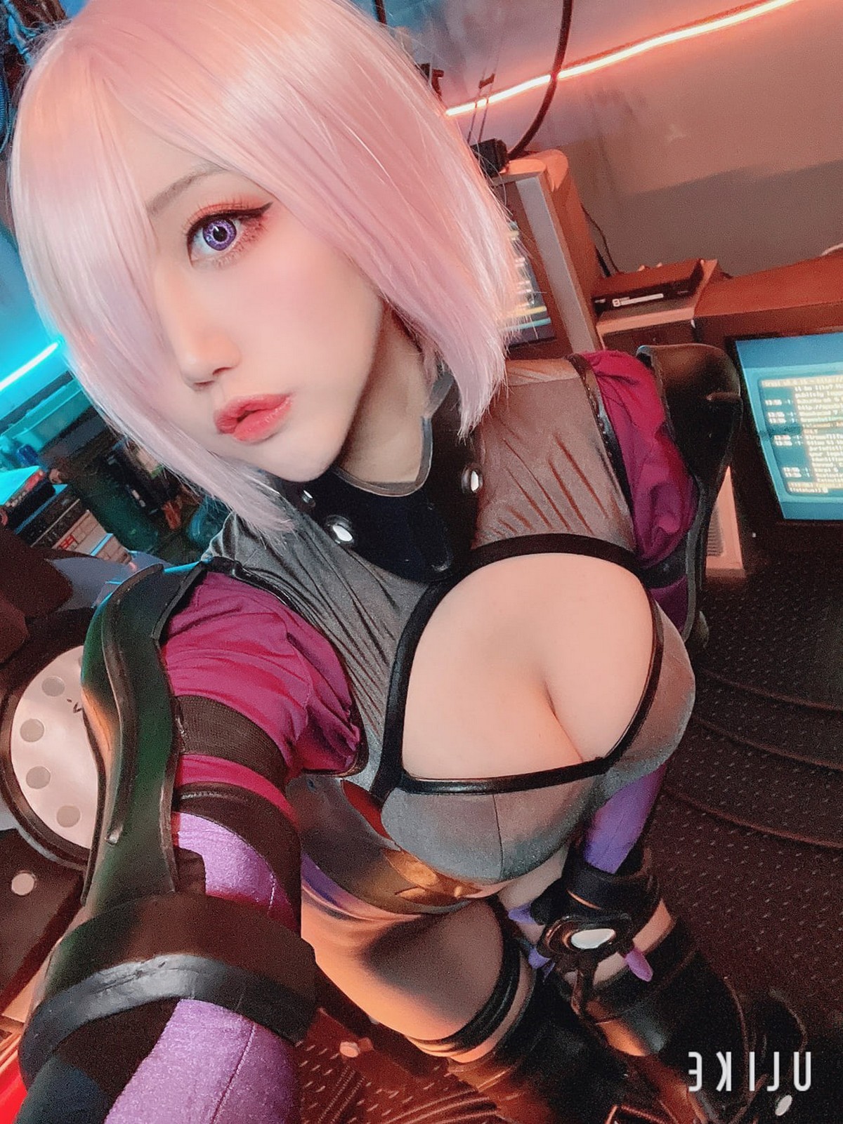 xgyw.top_网络美女七七小姐_Miss Seven马修主题私房性感服饰系列秀完美身材诱惑写真40P