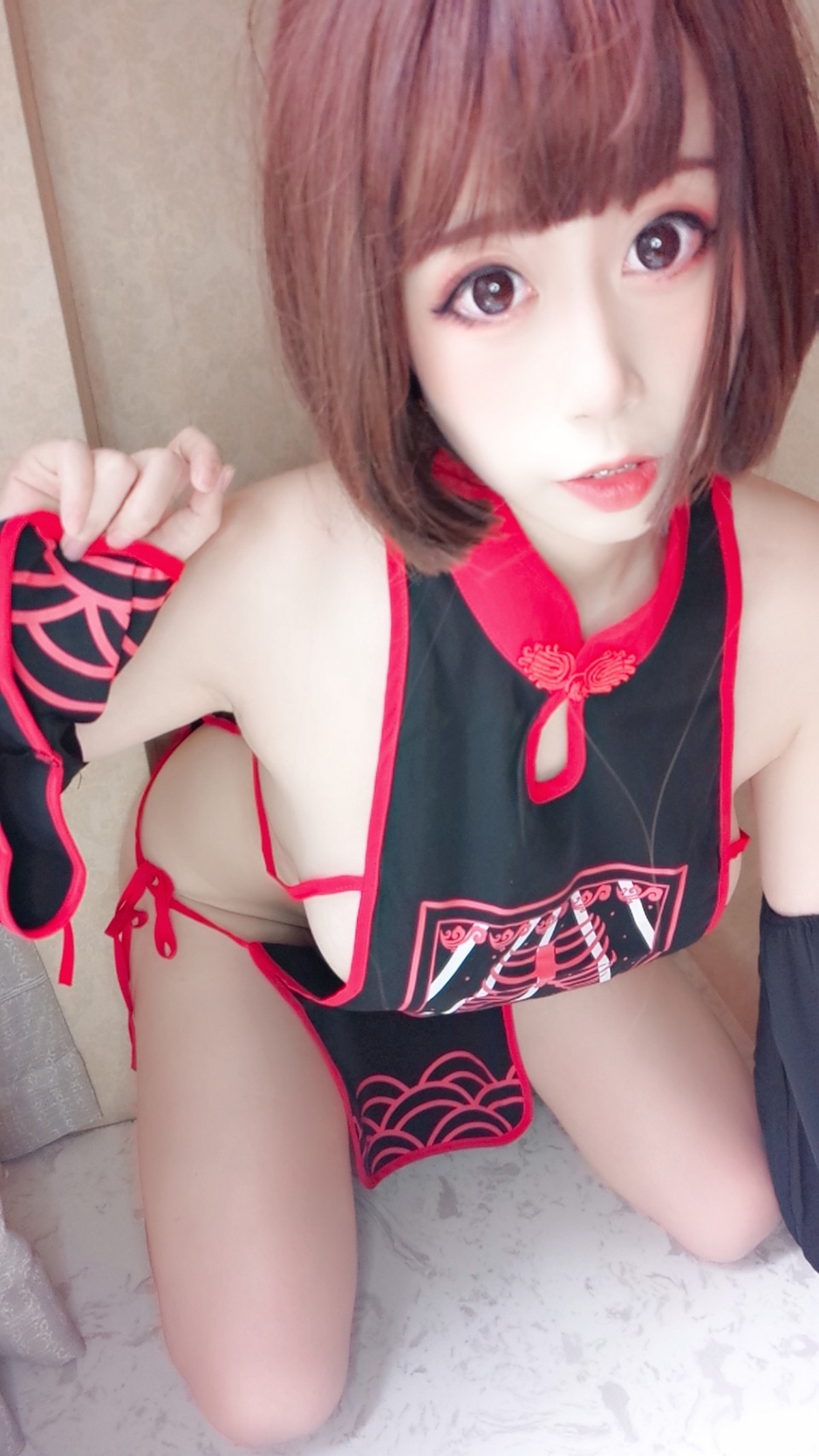 xgyw.top_萌妹奈汐酱nice巫女主题私房性感真空黑红服饰露豪乳红桃遮点极致诱惑写真45P