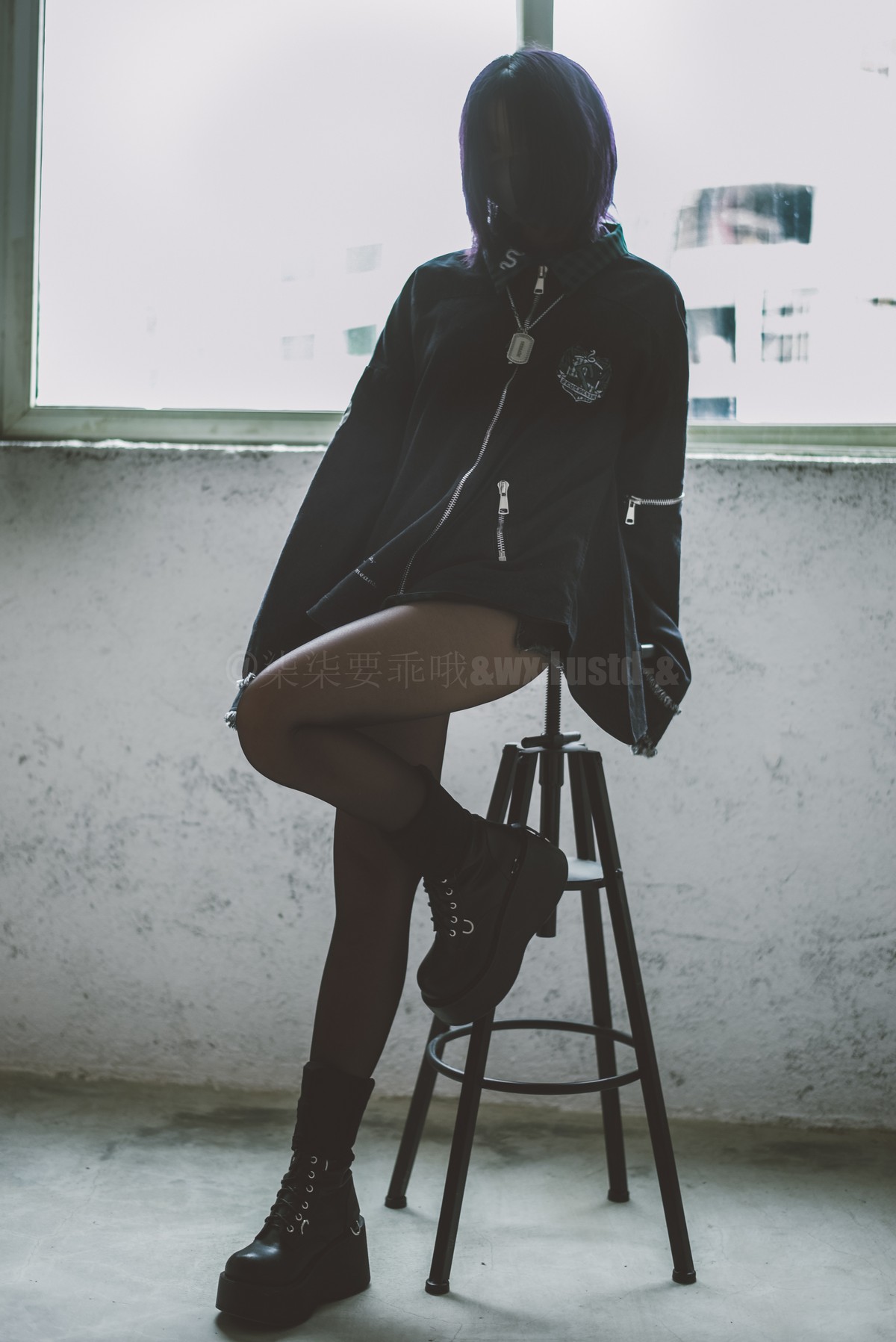xgyw.top_动漫博主柒柒要乖哦私服主题私房性感丝袜系列全果上身露豪乳遮点诱惑写真59P