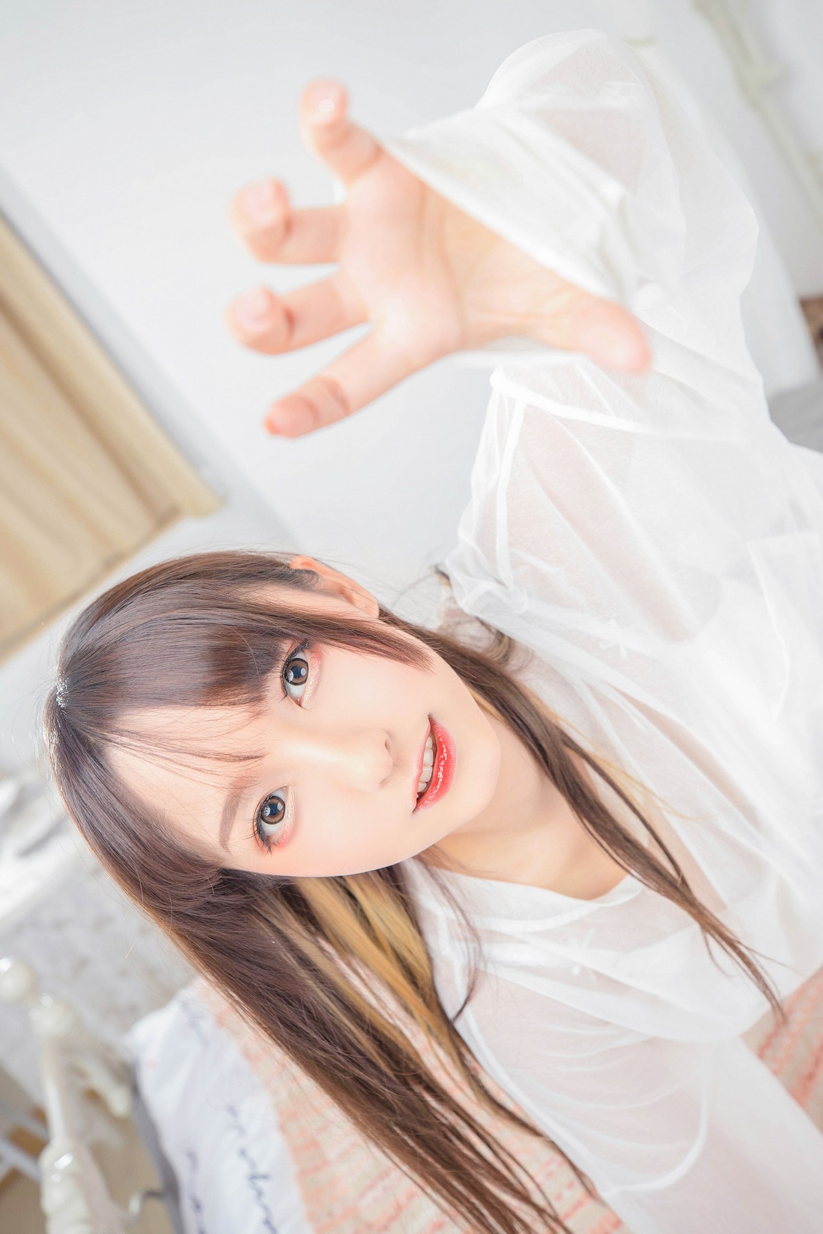 xgyw.top_萝莉美女神楽板真冬猫脚女仆主题性感薄透睡衣露白色蕾丝内衣完美诱惑写真150P