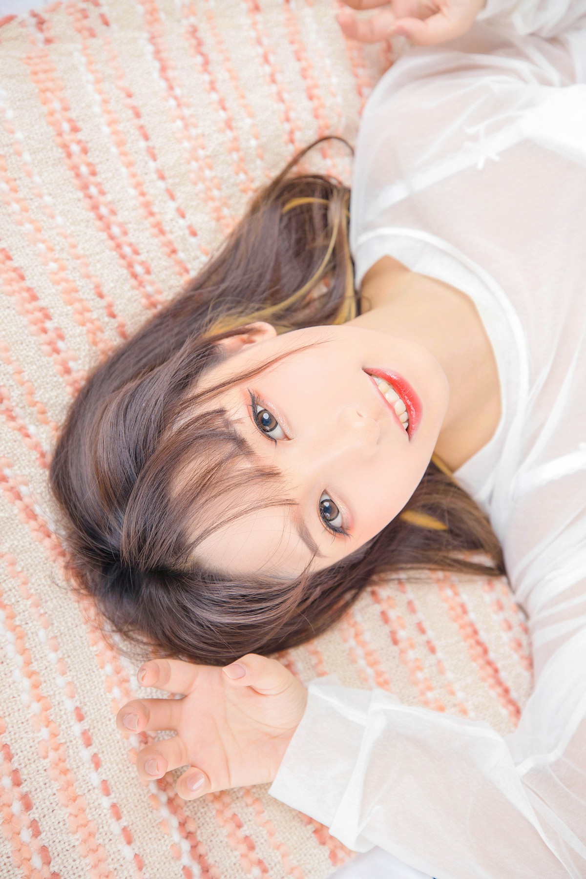 xgyw.top_萝莉美女神楽板真冬猫脚女仆主题性感薄透睡衣露白色蕾丝内衣完美诱惑写真150P