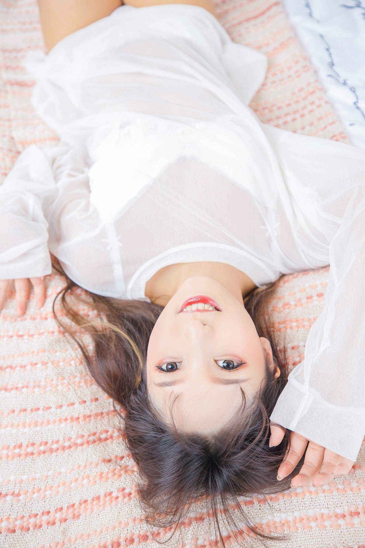 xgyw.top_萝莉美女神楽板真冬猫脚女仆主题性感薄透睡衣露白色蕾丝内衣完美诱惑写真150P