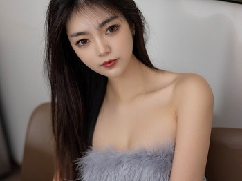 XiuRen第5664期_车模可乐Vicky性感蓝灰色露肩连衣短裙配超薄肉丝惹火骚扰写真54P