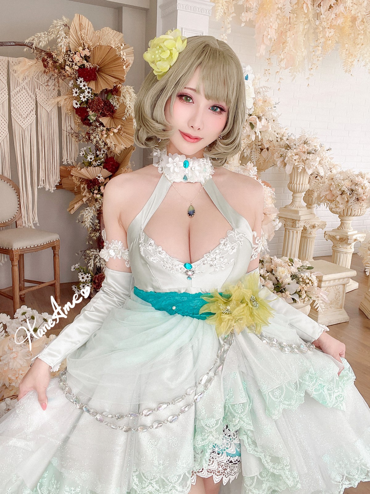 xgyw.top_Coser美女雨波_HaneAme偶像大师主题私房性感低胸礼服秀傲人豪乳诱惑写真41P