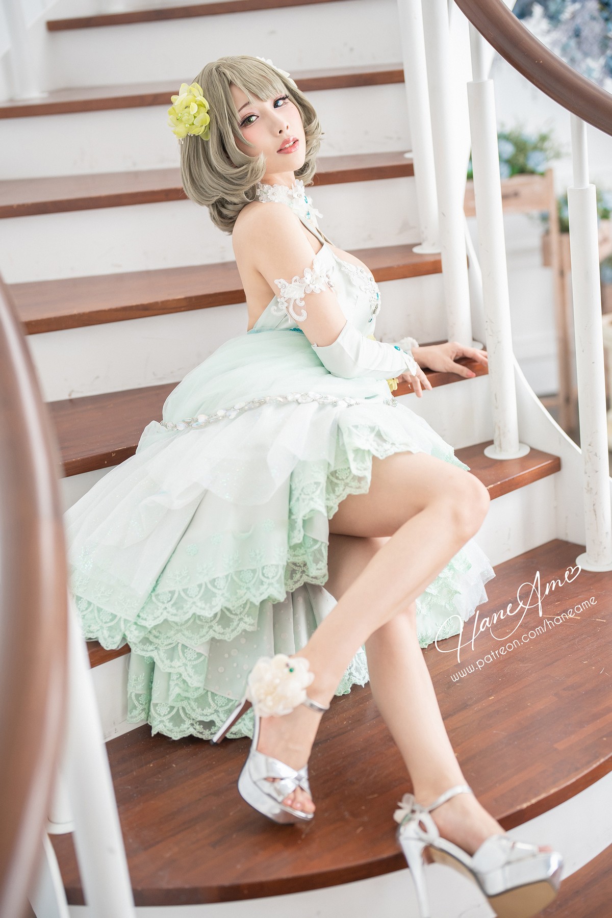xgyw.top_Coser美女雨波_HaneAme偶像大师主题私房性感低胸礼服秀傲人豪乳诱惑写真41P