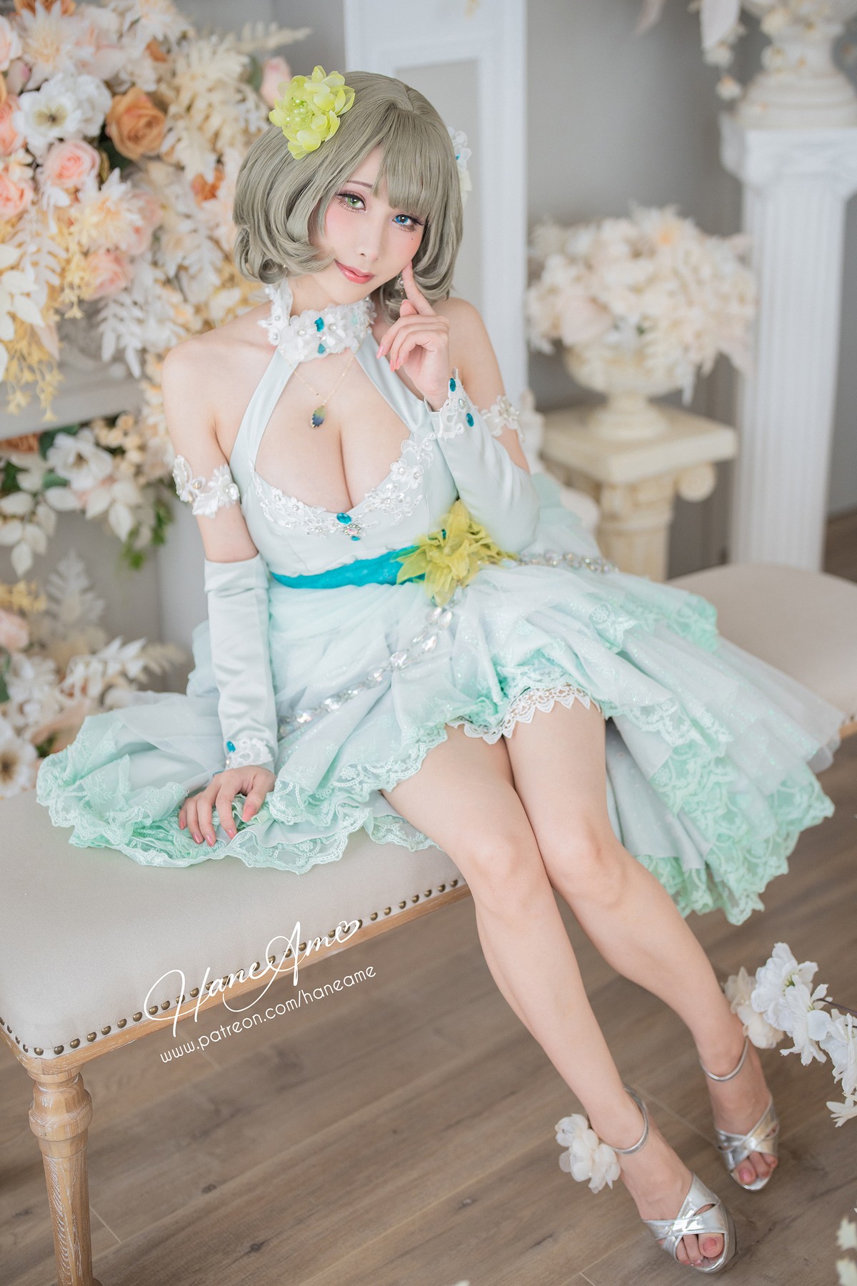 xgyw.top_Coser美女雨波_HaneAme偶像大师主题私房性感低胸礼服秀傲人豪乳诱惑写真41P