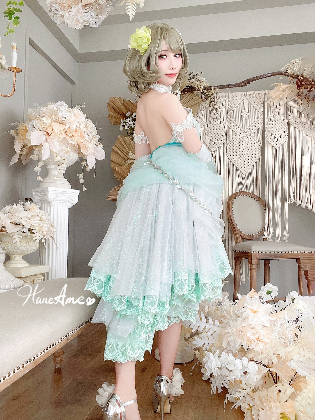 xgyw.top_Coser美女雨波_HaneAme偶像大师主题私房性感低胸礼服秀傲人豪乳诱惑写真41P
