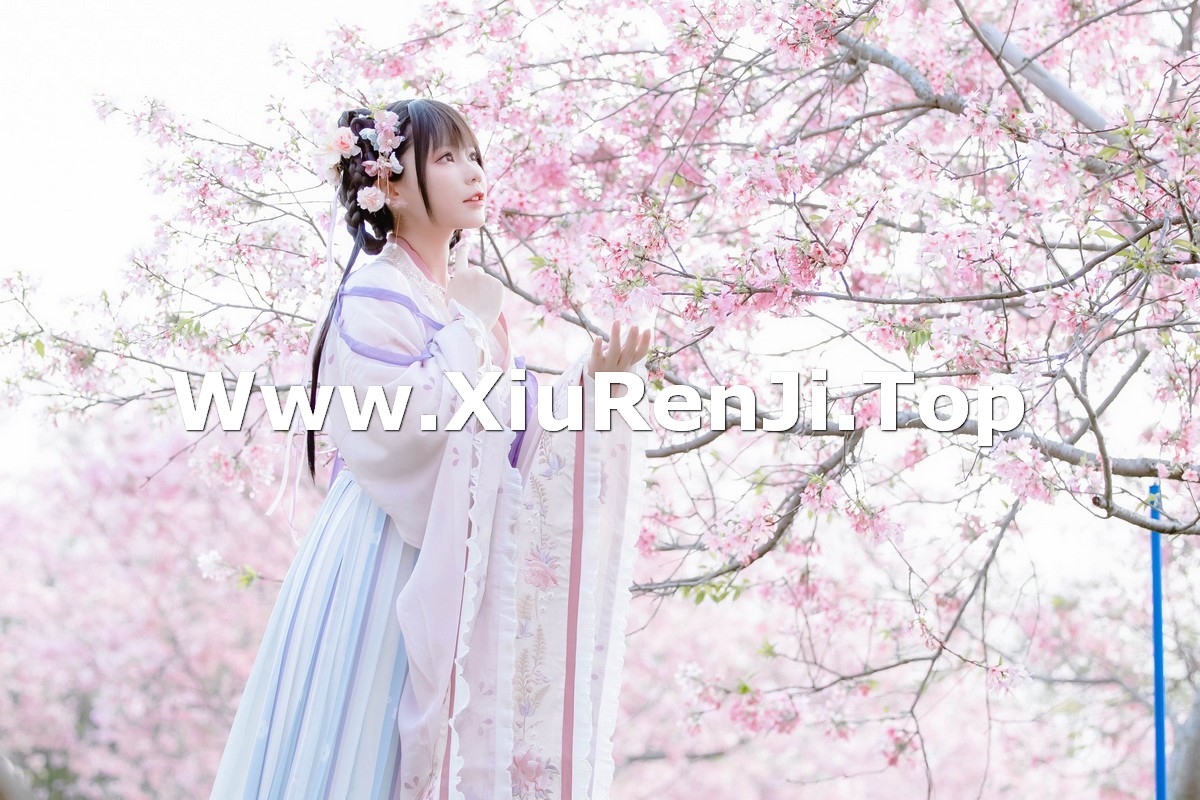 xgyw.top_网络美女Nyako喵子花神祈愿主题户外樱花树下性感古典服饰靓丽迷人写真52P