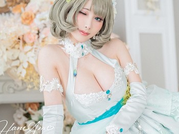 Coser青春美女雨波_HaneAme偶像大师主题私人性感低胸礼服秀傲人豪乳骚扰写真41P