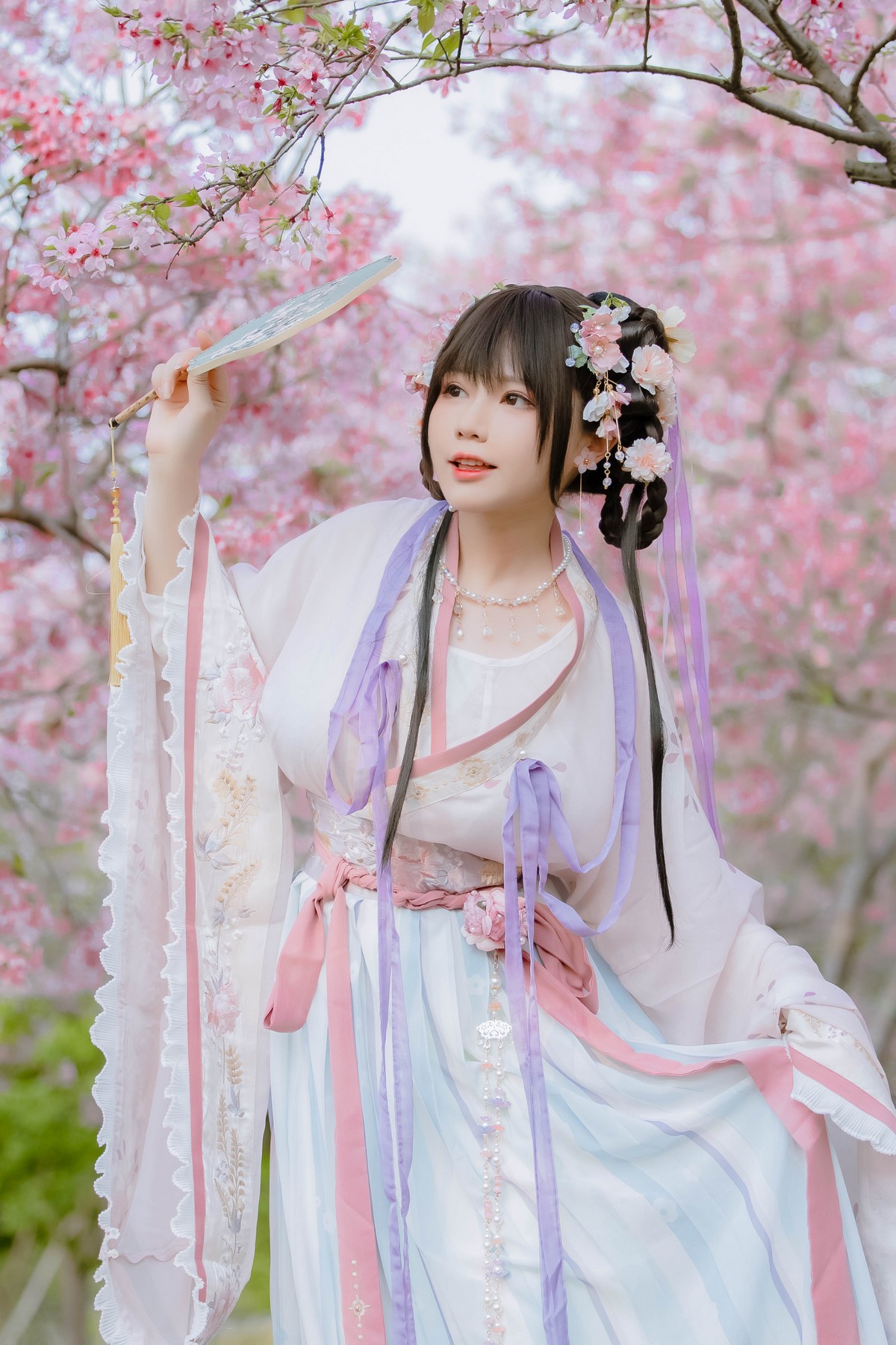 xgyw.top_网络美女Nyako喵子花神祈愿主题户外樱花树下性感古典服饰靓丽迷人写真52P