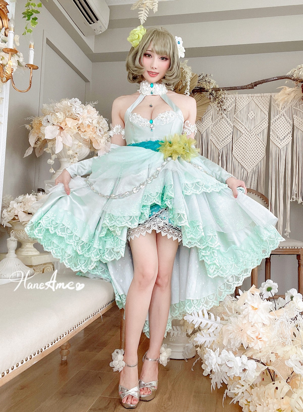 xgyw.top_Coser美女雨波_HaneAme偶像大师主题私房性感低胸礼服秀傲人豪乳诱惑写真41P