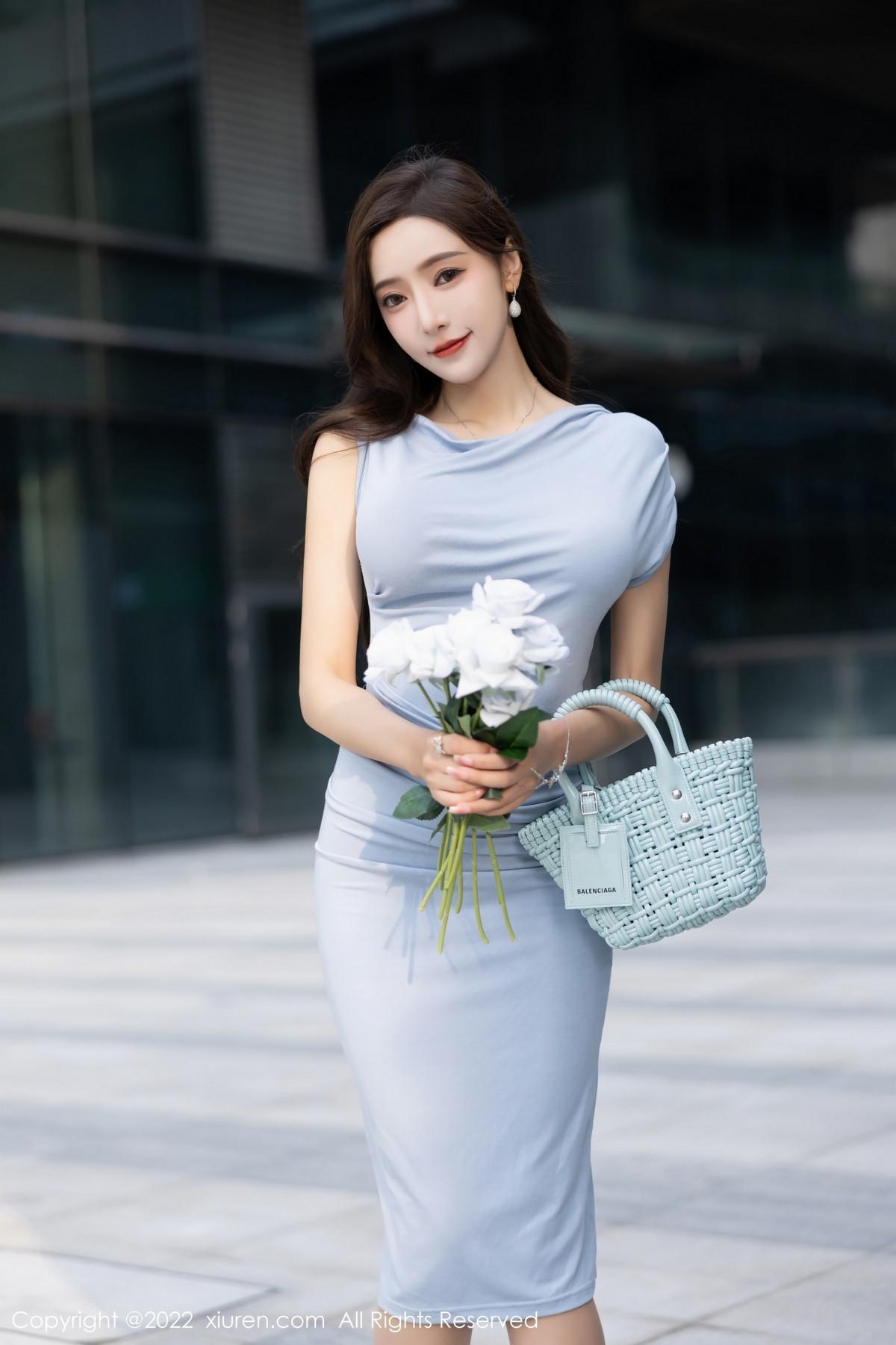 xgyw.top_XiuRen第5674期_女神王馨瑶yanni脱蓝灰连衣裙露紫色蕾丝内衣超薄肉丝诱惑写真90P