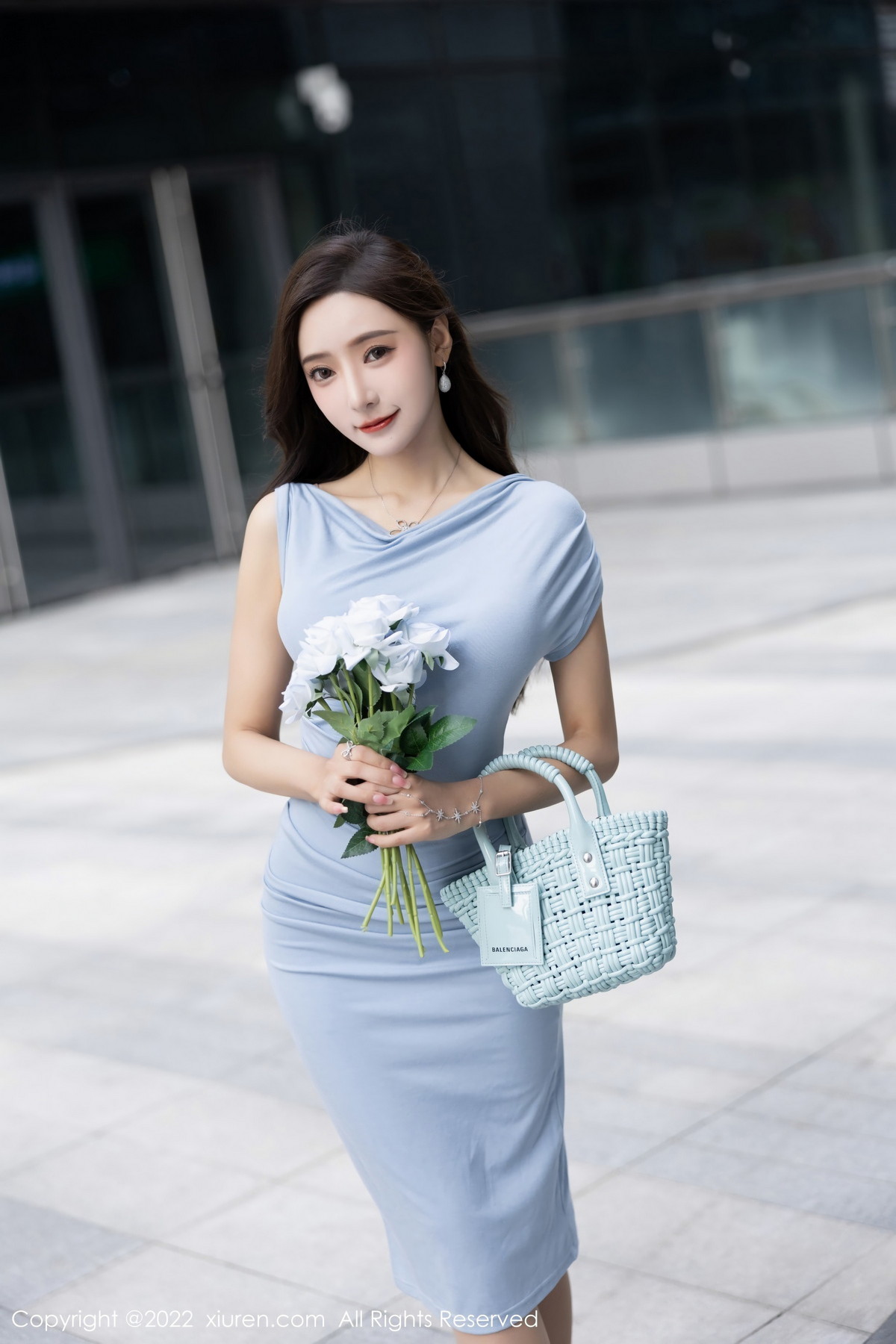 xgyw.top_XiuRen第5674期_女神王馨瑶yanni脱蓝灰连衣裙露紫色蕾丝内衣超薄肉丝诱惑写真90P
