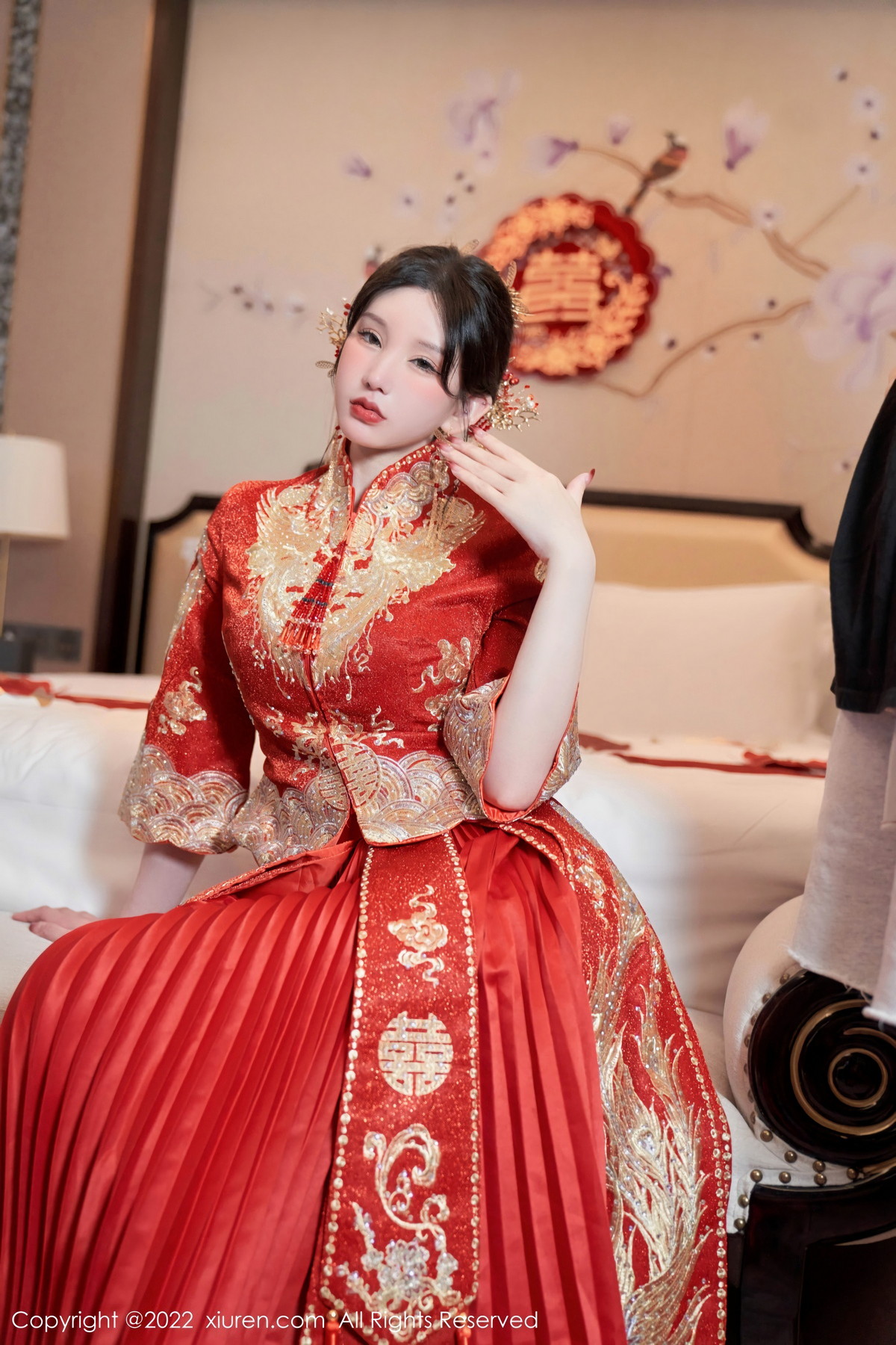 xgyw.top_XiuRen第5675期_女神周于希Sally私房脱新娘装露红色蕾丝内衣超薄肉丝诱惑写真80P
