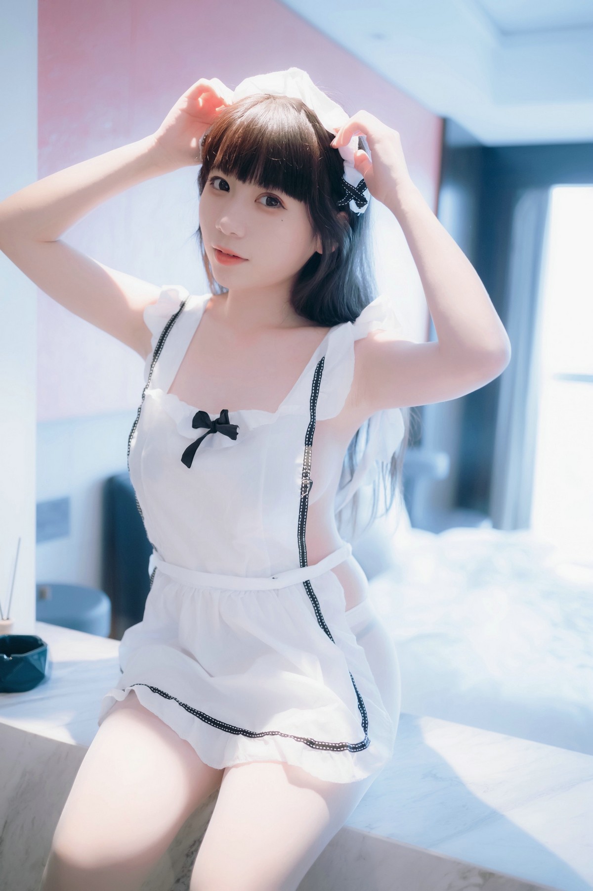xgyw.top_网络美女Usejan小厨娘主题私房浴室性感真空服饰半露豪乳遮点湿身诱惑写真46P