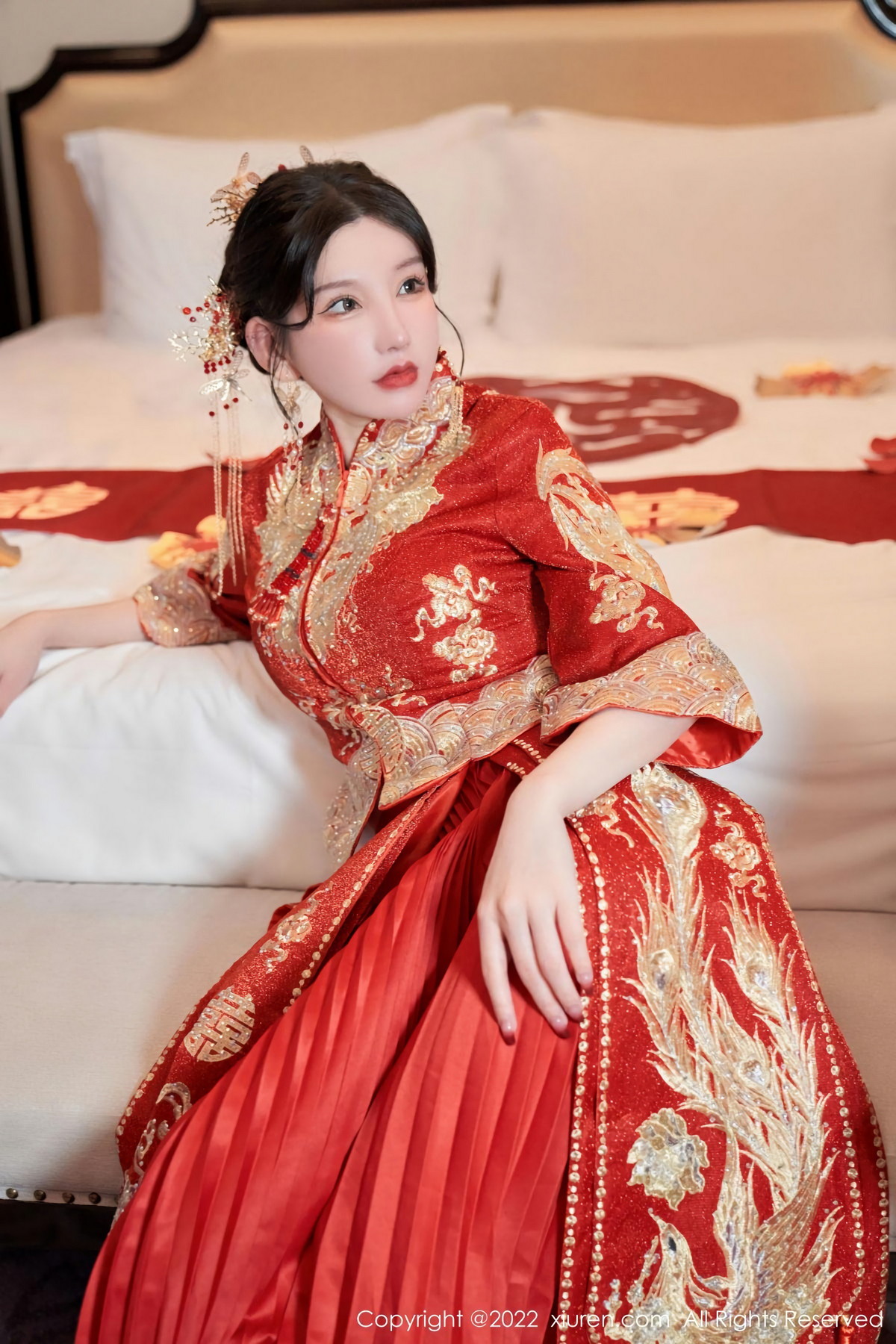 xgyw.top_XiuRen第5675期_女神周于希Sally私房脱新娘装露红色蕾丝内衣超薄肉丝诱惑写真80P