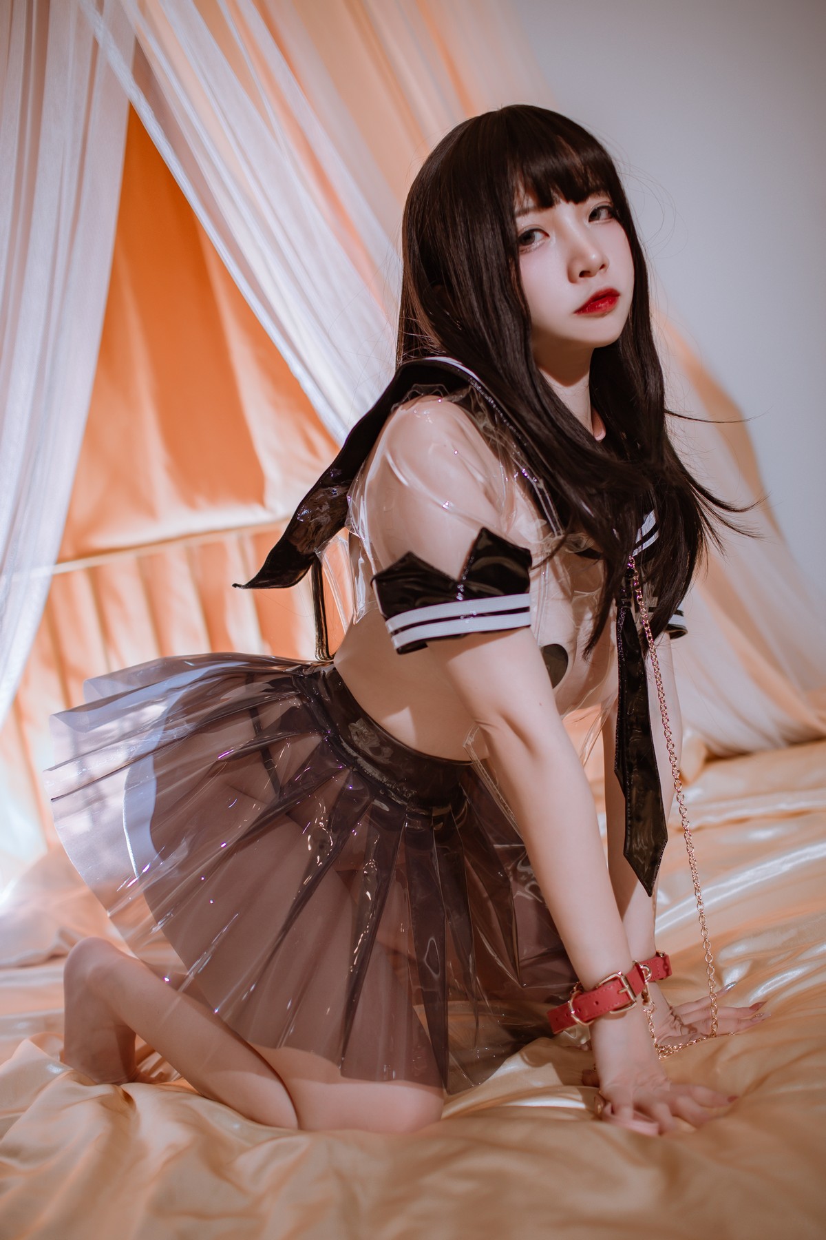 xgyw.top_人气Coser二佐Nisa私房透明JK主题私房性感透明胶衣露傲人豪乳遮点诱惑写真40P