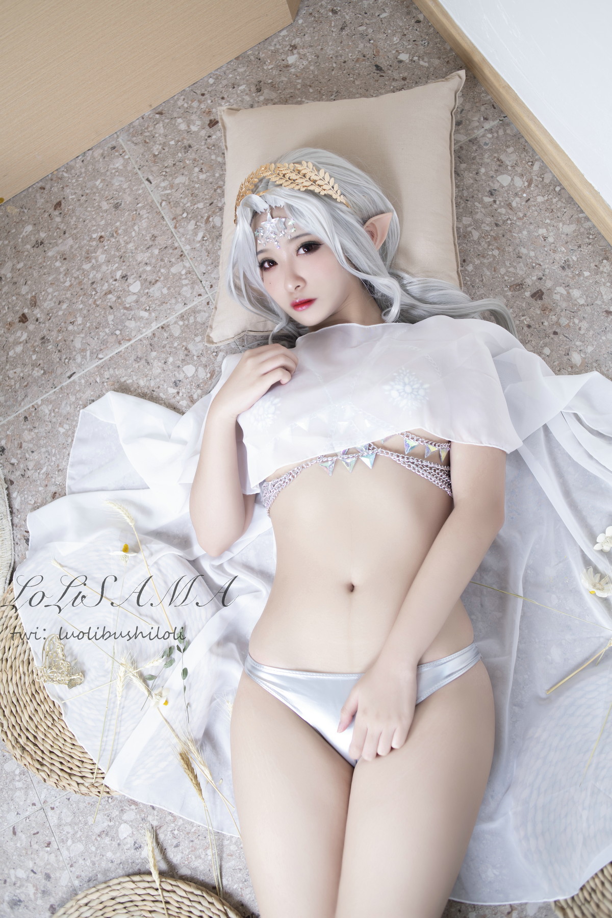xgyw.top_动漫博主洛璃LoLiSAMA精灵主题透明薄纱露情趣内衣秀豪乳砖石遮点诱惑写真107P