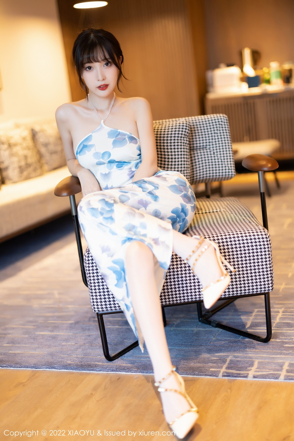 xgyw.top_[XiaoYu画语界]Vol.877_模特林星阑性感露肩带图案连衣短配超薄白丝袜秀美腿迷人写真85P