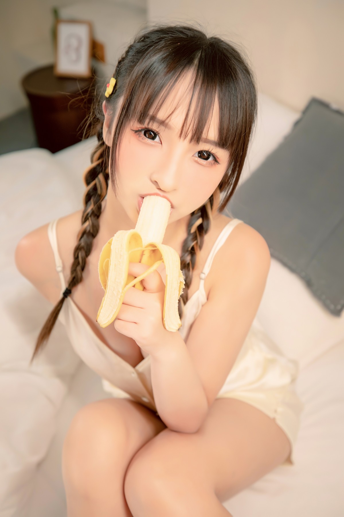 xgyw.top_萝莉美女神楽板真冬雪糕少女主题私房波波池性感粉色睡衣配白丝袜诱惑写真150P