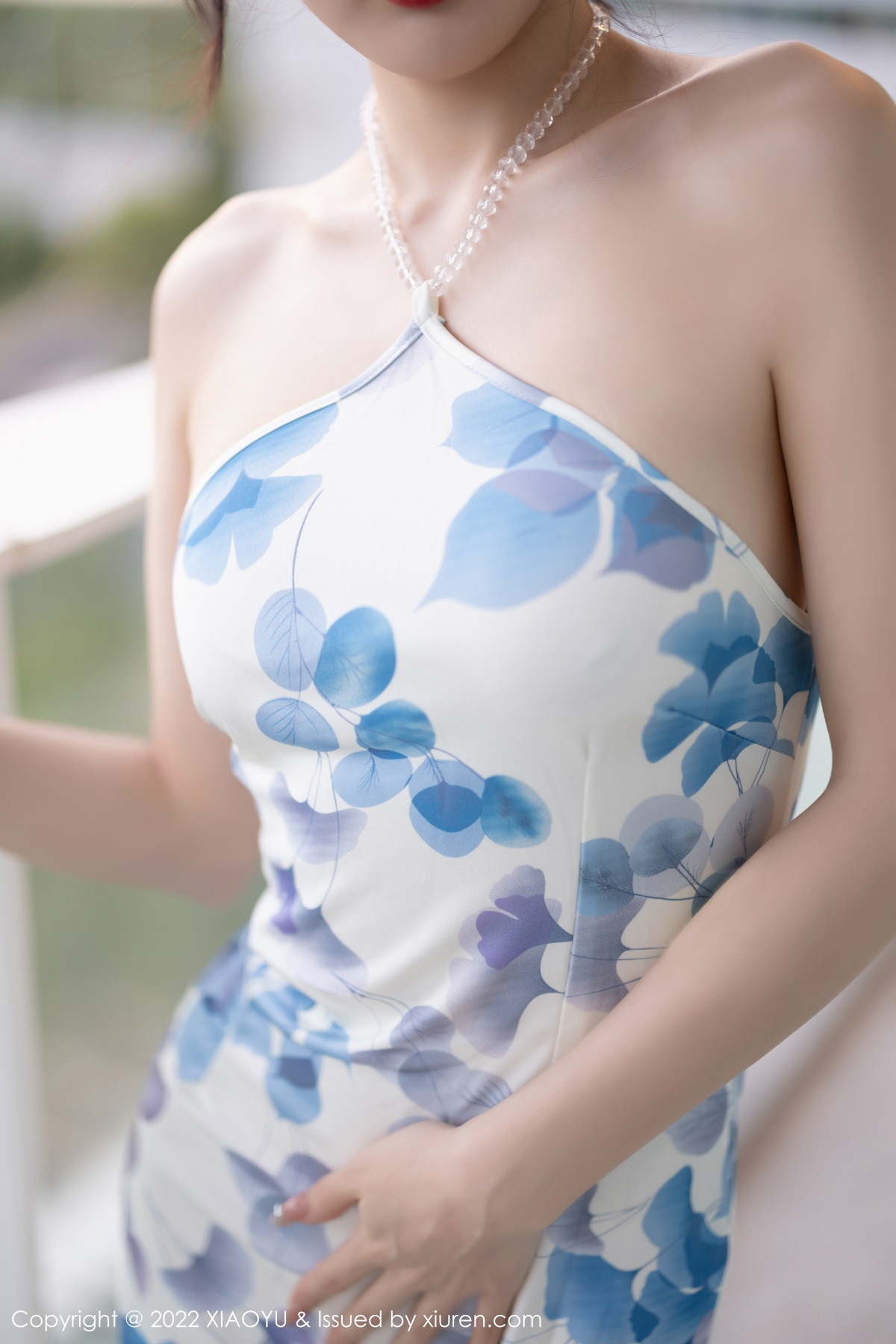 xgyw.top_[XiaoYu画语界]Vol.877_模特林星阑性感露肩带图案连衣短配超薄白丝袜秀美腿迷人写真85P