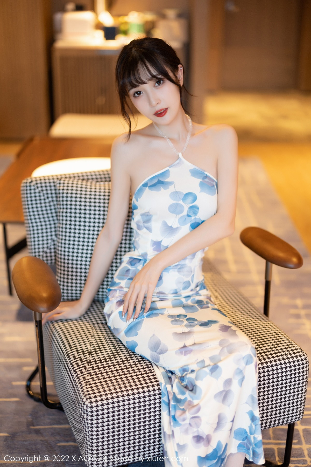 xgyw.top_[XiaoYu画语界]Vol.877_模特林星阑性感露肩带图案连衣短配超薄白丝袜秀美腿迷人写真85P