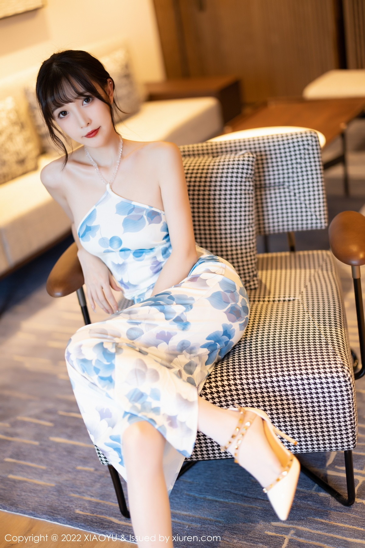 xgyw.top_[XiaoYu画语界]Vol.877_模特林星阑性感露肩带图案连衣短配超薄白丝袜秀美腿迷人写真85P