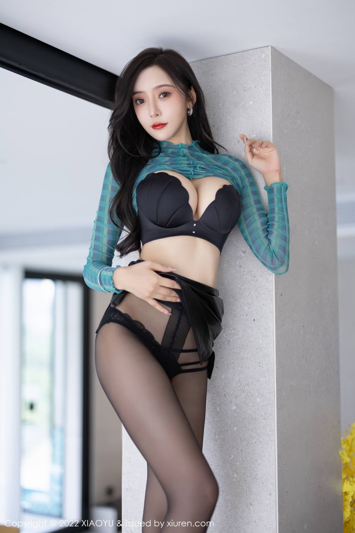 xgyw.top_[XiaoYu画语界]Vol.878_女神王馨瑶yanni杭州旅拍私房性感黑色内衣配超薄黑丝诱惑写真87P