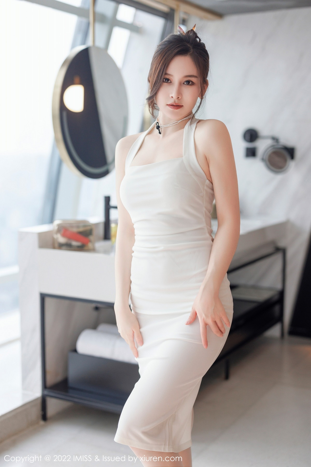 xgyw.top_[IMISS爱蜜社]Vol.705_气质美女Vanessa脱白色连衣长裙露白色内衣配超薄肉丝诱惑写真78P