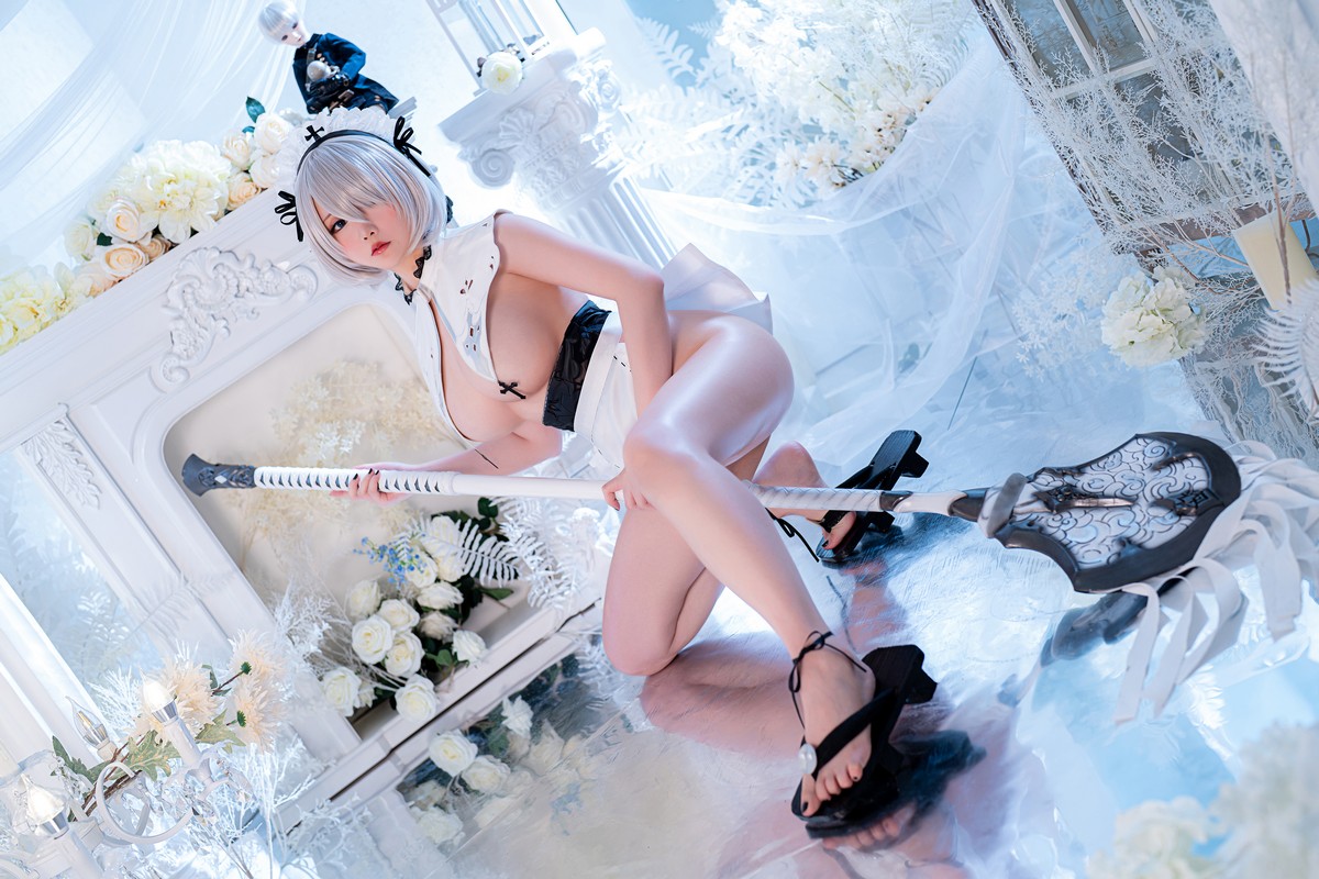 xgyw.top_Coser小姐姐星之迟迟朝露主题私房性感白色情趣修女服饰露豪乳翘臀诱惑写真70P