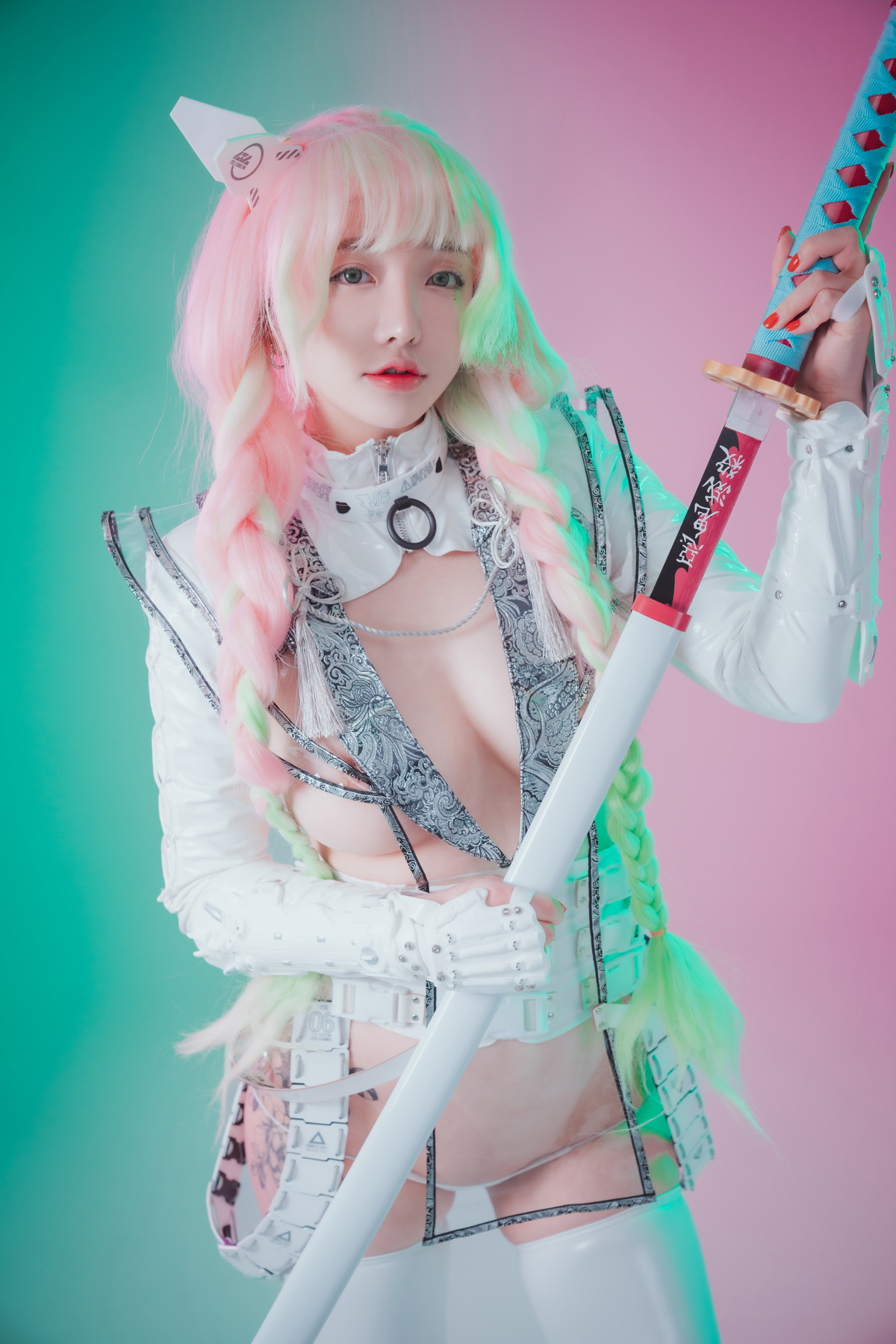 xgyw.top_[DJAWA]No.206_模特Yeeun_Cyber Hunter Mitsuri主题性感白色皮质服饰秀翘臀诱惑写真51P