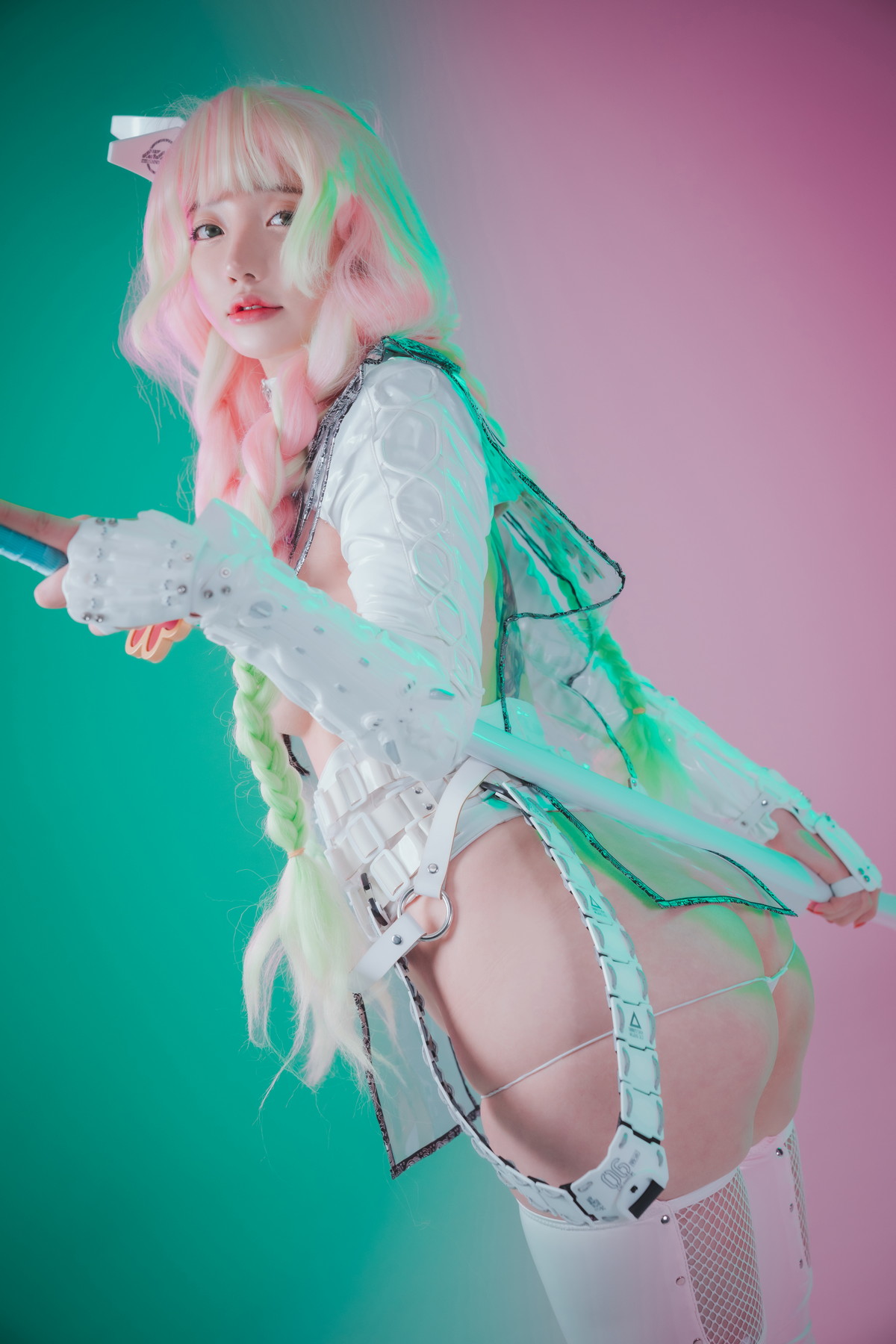 xgyw.top_[DJAWA]No.206_模特Yeeun_Cyber Hunter Mitsuri主题性感白色皮质服饰秀翘臀诱惑写真51P
