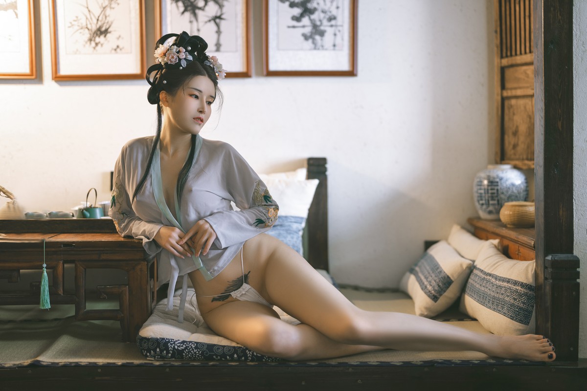 xgyw.top_网络美女鹿八岁汉服主题私房性感古典服饰大尺度全脱秀惹火身材极致诱惑写真56P