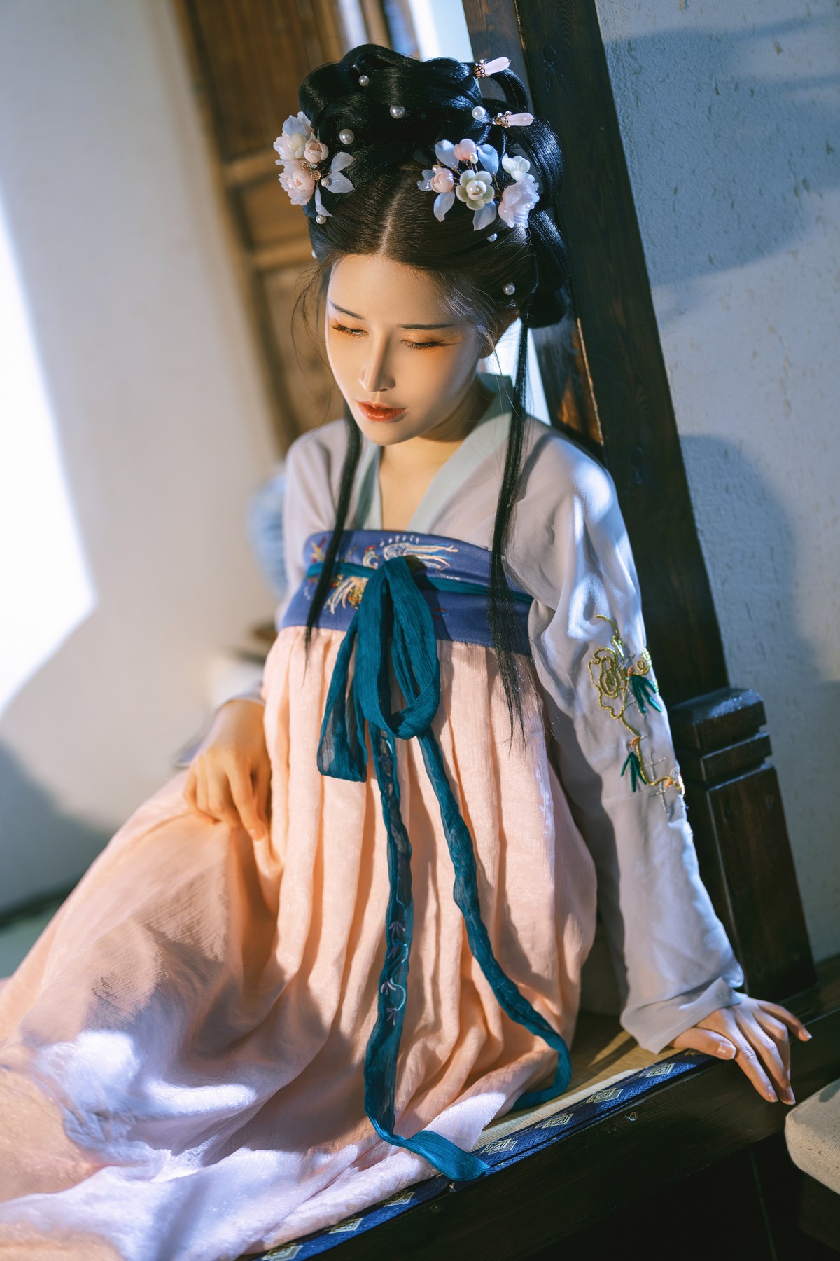 xgyw.top_网络美女鹿八岁汉服主题私房性感古典服饰大尺度全脱秀惹火身材极致诱惑写真56P
