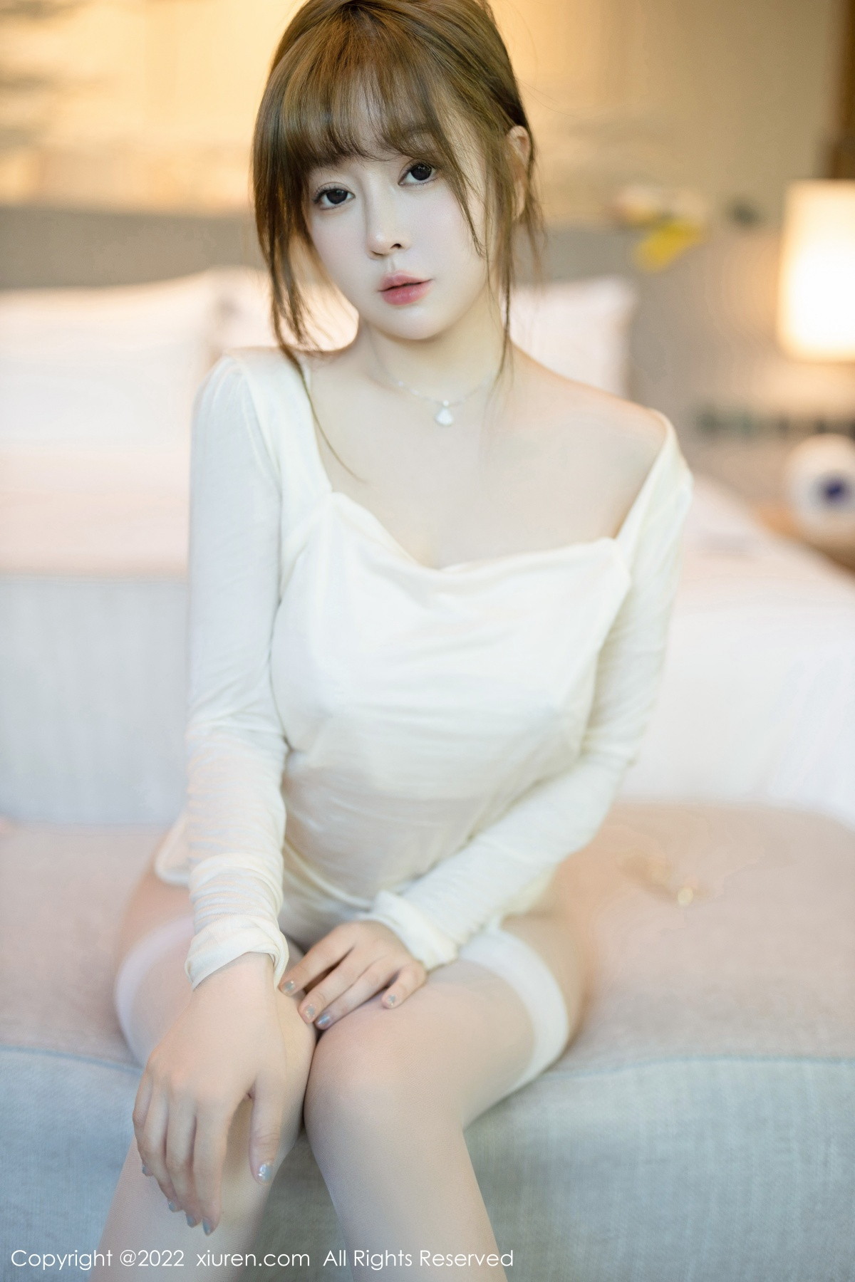 xgyw.top_[XiuRen秀人网]No.5712_女神王雨纯私房性感白色服配白丝吊袜秀曼妙身材迷人诱惑写真57P
