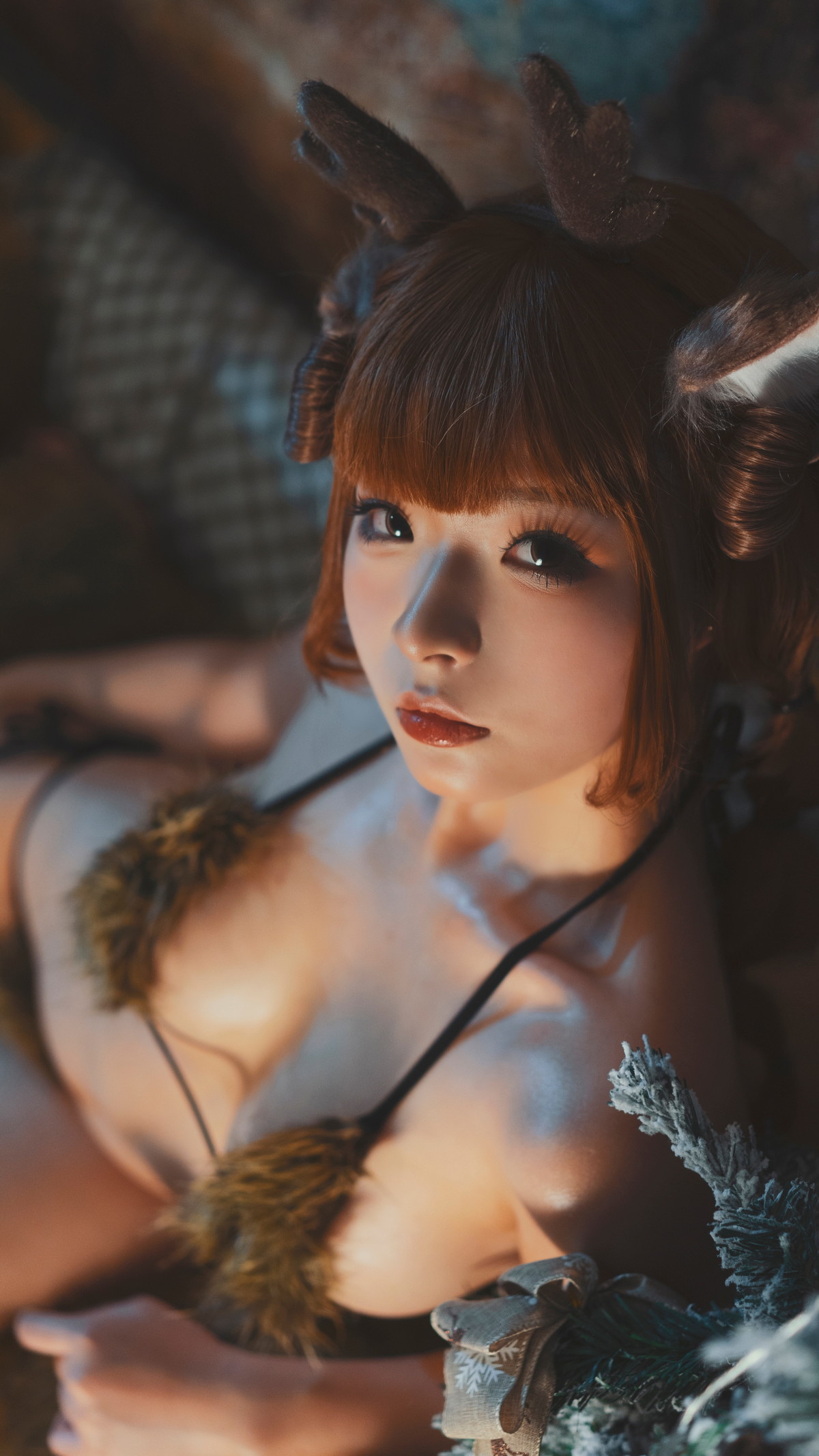 xgyw.top_网络美女yuuhui玉汇圣诞麋鹿兽耳主题性感绒毛服饰露三点式内衣惹火诱惑写真110P